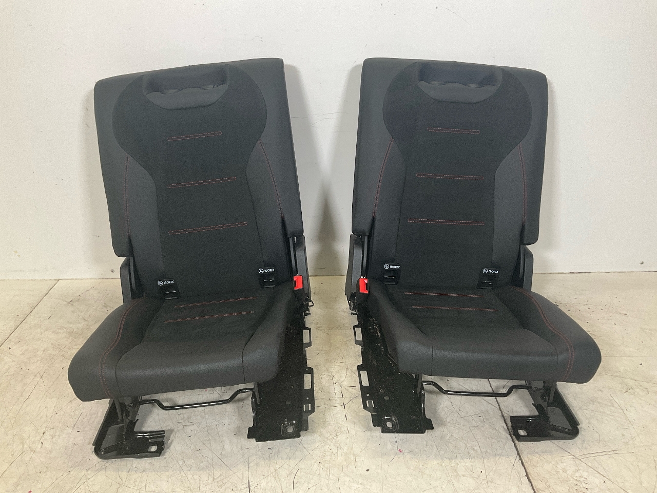 3rd row of seats MERCEDES-BENZ EQB (X243) EQB 350 4-matic  215 kW  292 PS (12.2021-> )