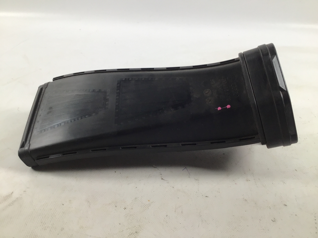 Tube d'aspiration pour alimentation en air AUDI R8 (42) 4.2 FSI quattro  316 kW  430 PS (07.2010-07.2015) Tube d'aspiration pour alimentation en air AUDI R8 (42) 4.2 FSI quattro  316 kW  430 PS (07.2010-07.2015)