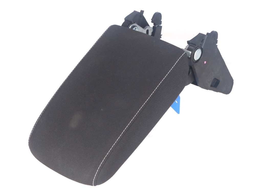 Armrest VW Touran II (5T) 1.5 TSI  110 kW  150 PS (11.2018-> )