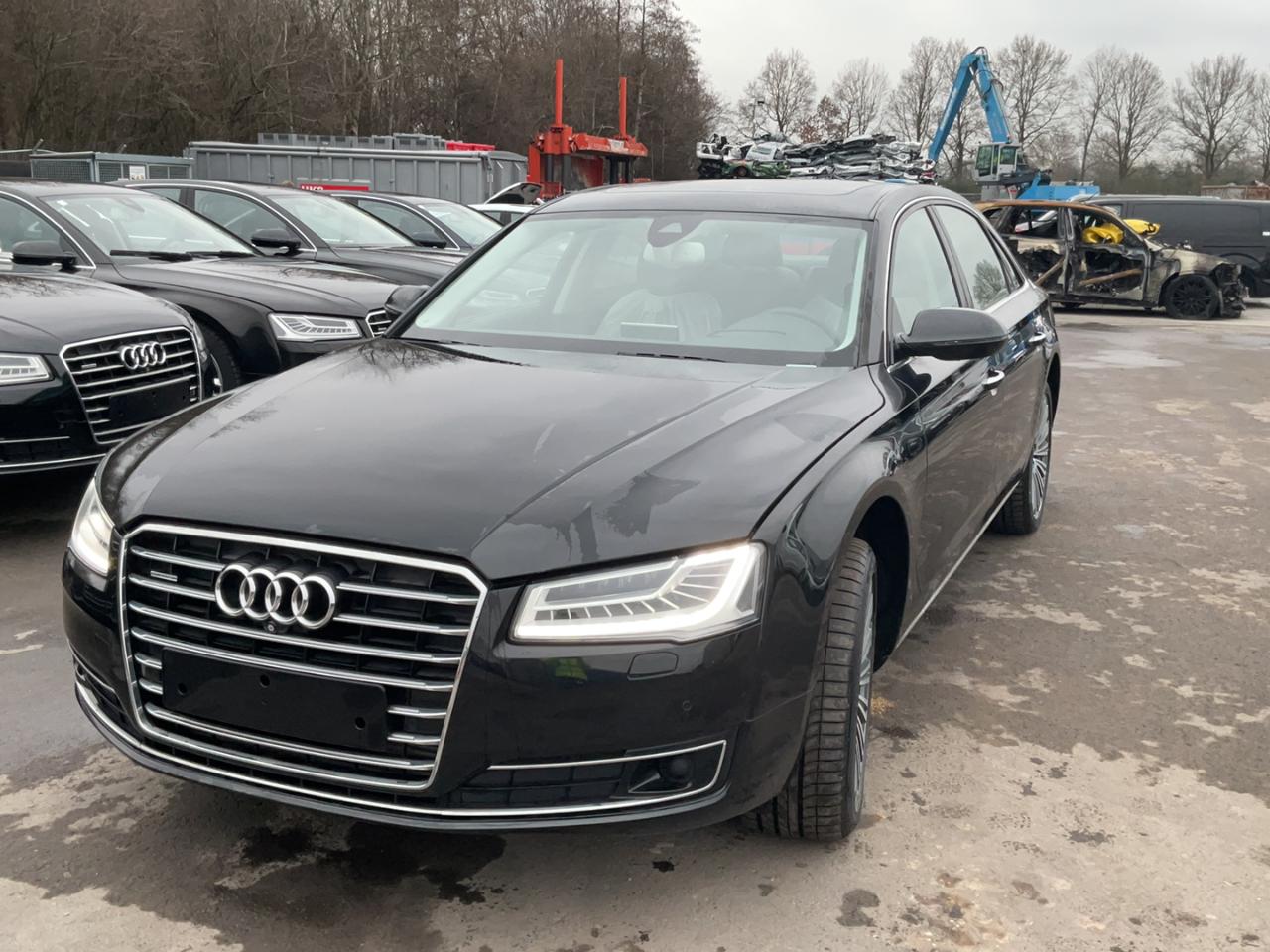 AUDI A8 (4H) 3.0 TDI quattro