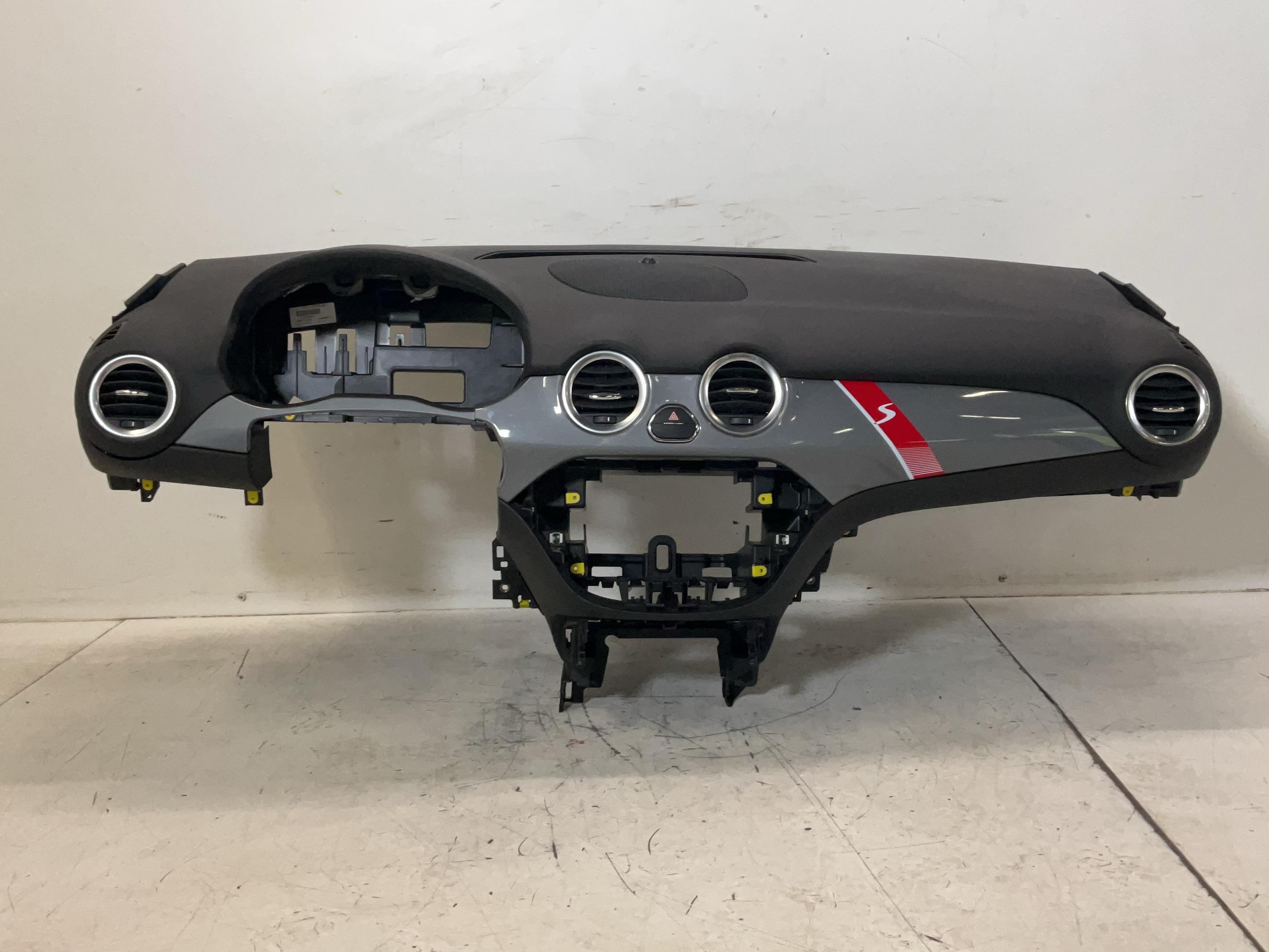 Armaturenbrett OPEL Adam 1.4 S  110 kW  150 PS (11.2014-01.2019)