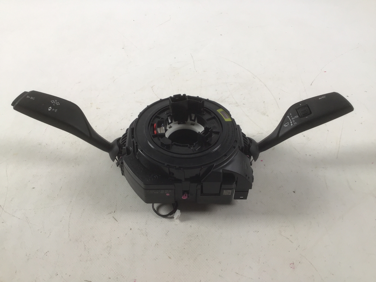 Steering column switch BMW 3er (F30, F80) 320d  140 kW  190 PS (07.2015-10.2018)