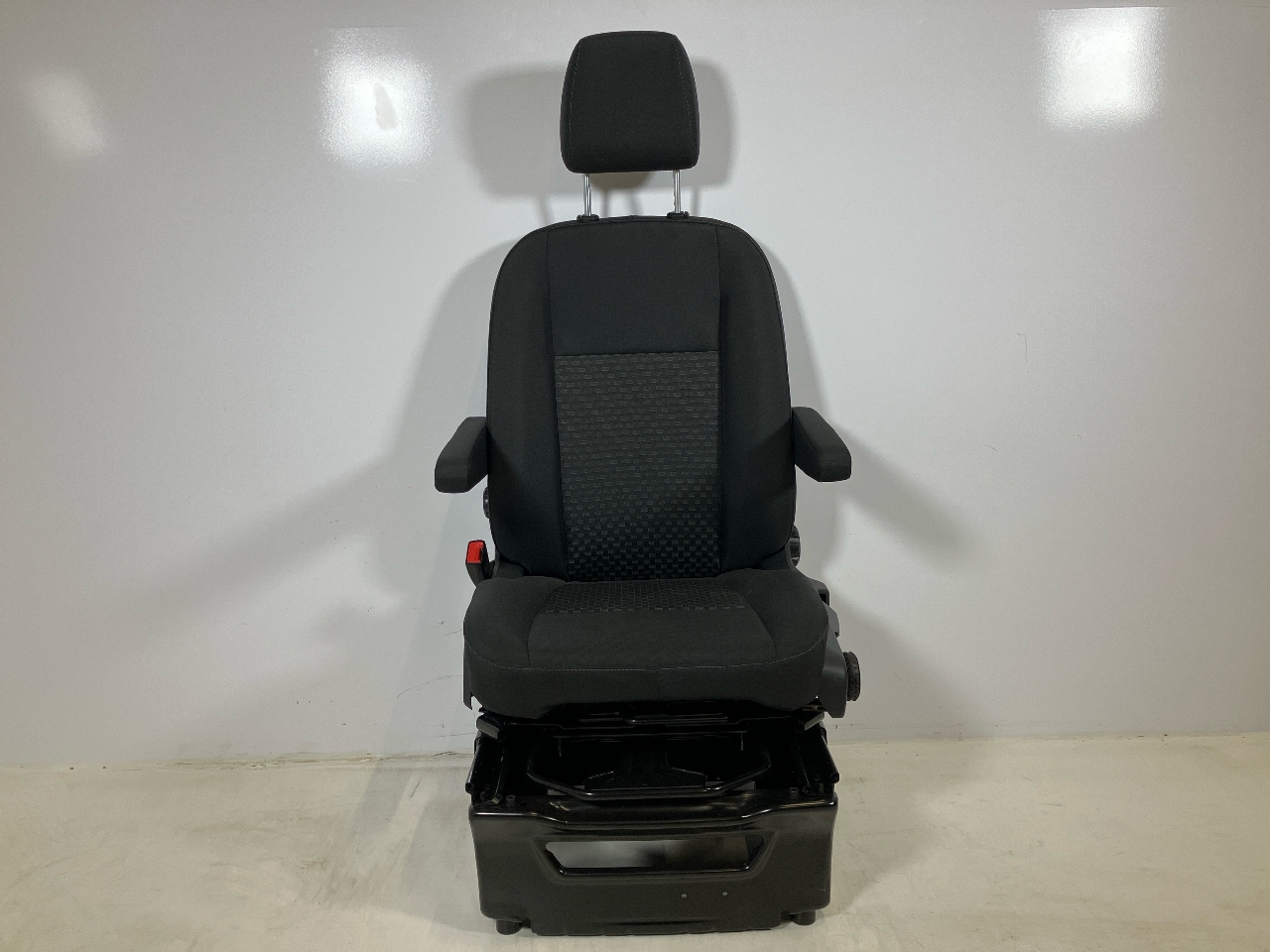 Seat left front FORD Transit V363 Pritsche/Fahrgestell (FED, FFD) 2.0 TDCi  125 kW  170 PS (03.2016-> )