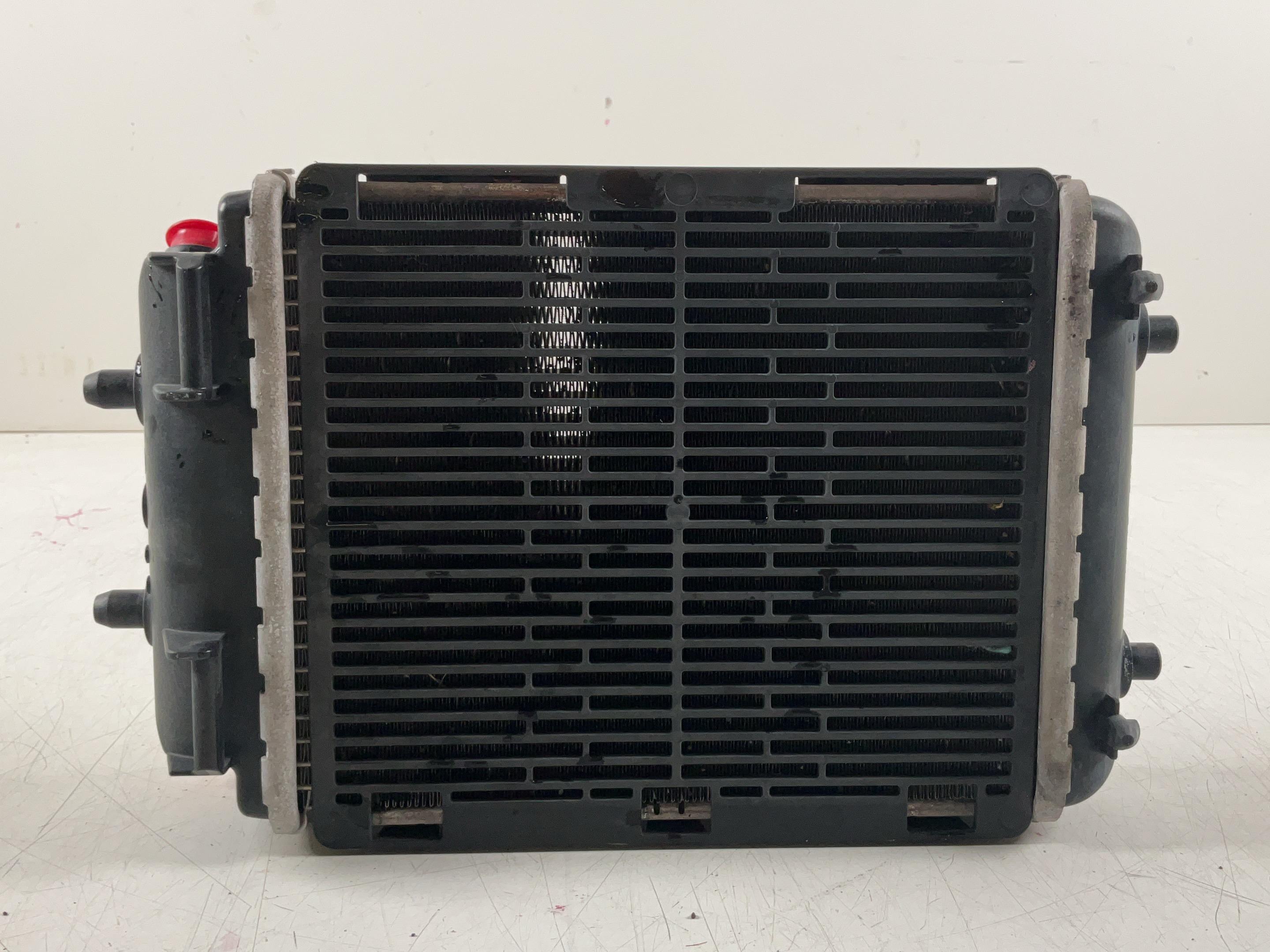 Radiateur supplémentaire avant droit AUDI Q3 Sportback (F3N) 2.5 RS quattro  294 kW  400 PS (10.2019-> )