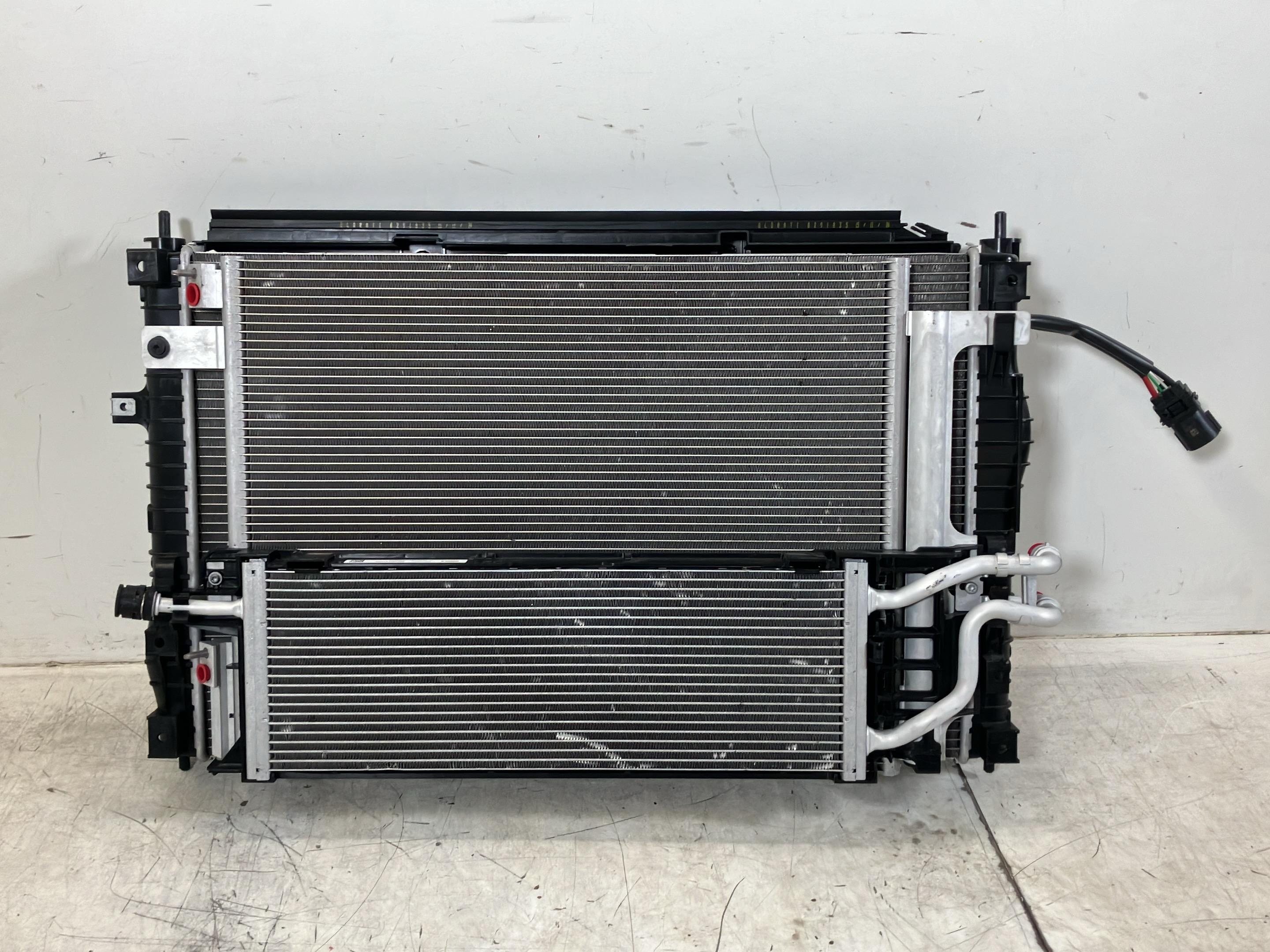 Paquet de radiateurs sans support de serrure OPEL Vivaro C Kasten (K0) VIVARO-E HYDROGEN  100 kW  136 PS (08.2022-> )
