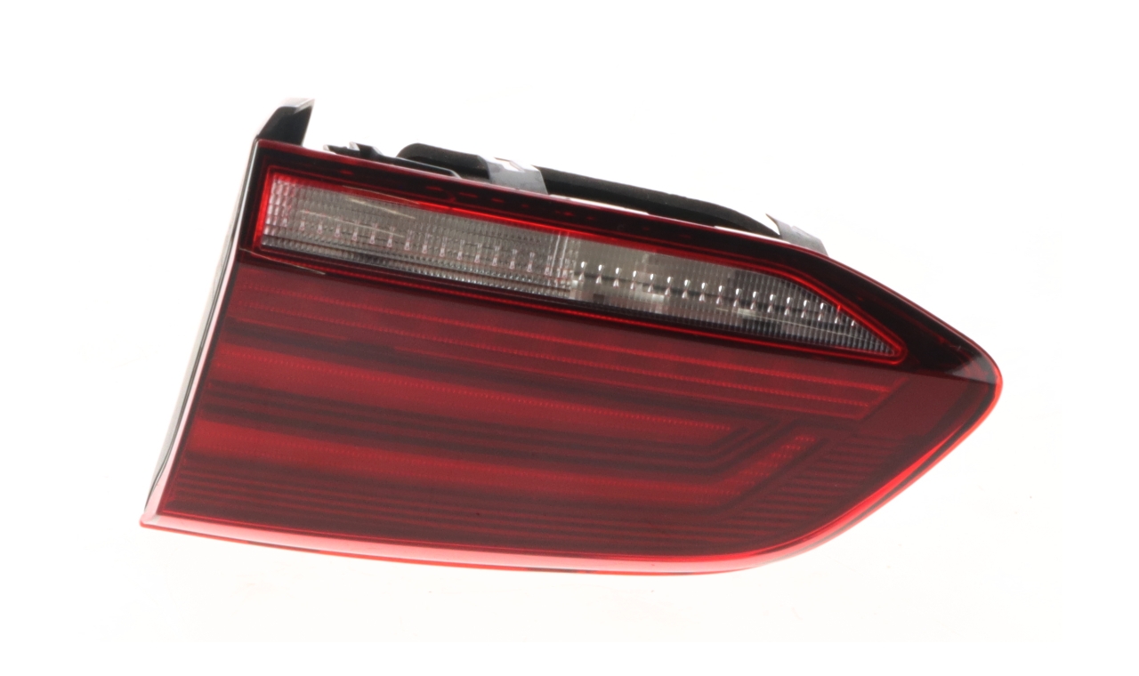 Feu arrière intérieur gauche VW Golf VII Variant (BA, BV) 2.0 R 4motion  228 kW  310 PS (12.2016-> ) Feu arrière intérieur gauche VW Golf VII Variant (BA, BV) 2.0 R 4motion  228 kW  310 PS (12.2016-> )