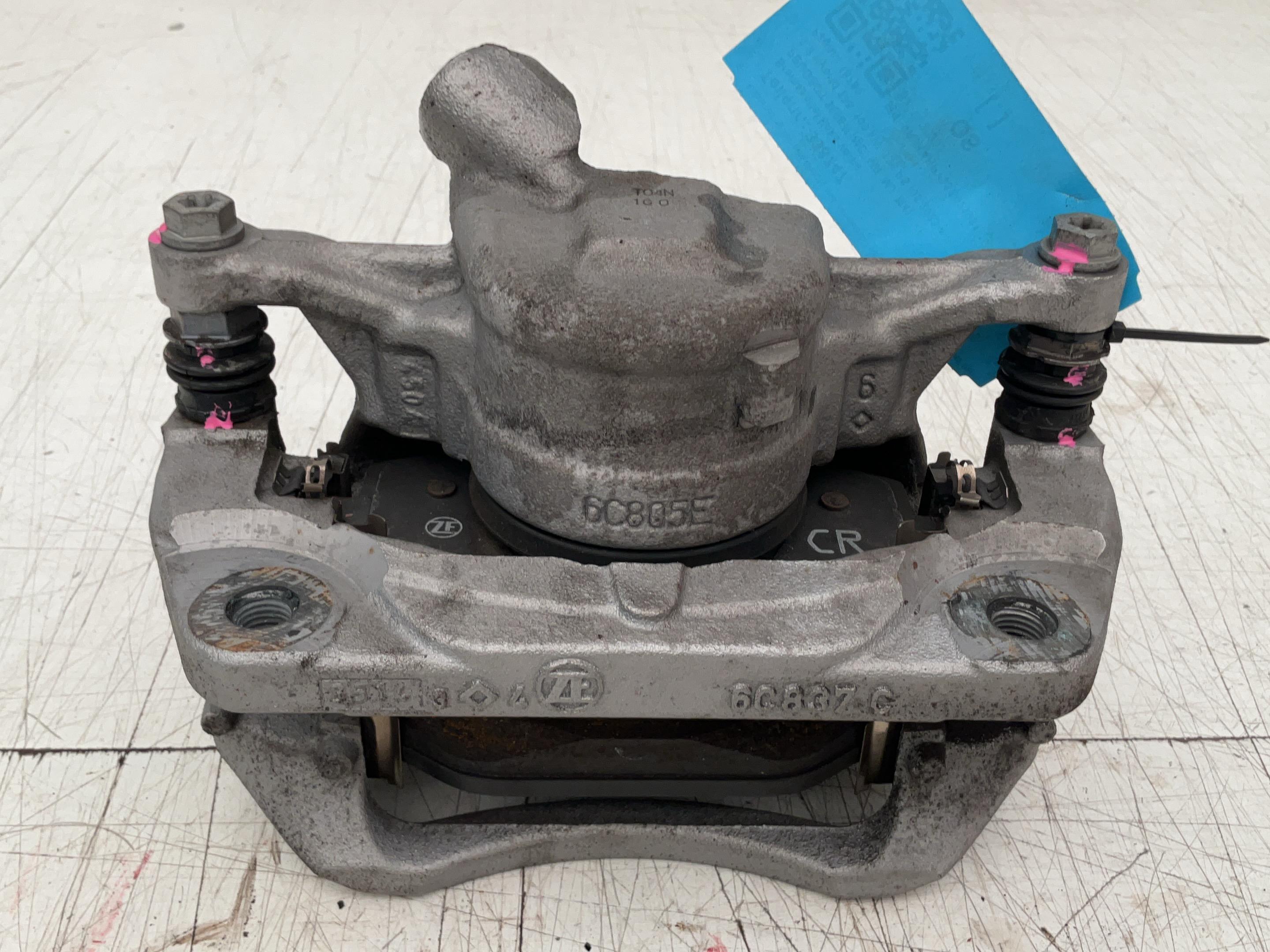 Brake caliper left front PEUGEOT 3008 II (MC, MR, MJ, M4) 1.2 Hybrid 136  100 kW  136 PS (05.2023-> )