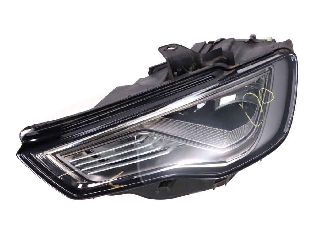 Hauptscheinwerfer links AUDI A3 Sportback (8V) RS3 quattro  270 kW  367 PS (03.2015-> ) Hauptscheinwerfer links AUDI A3 Sportback (8V) RS3 quattro  270 kW  367 PS (03.2015-> )