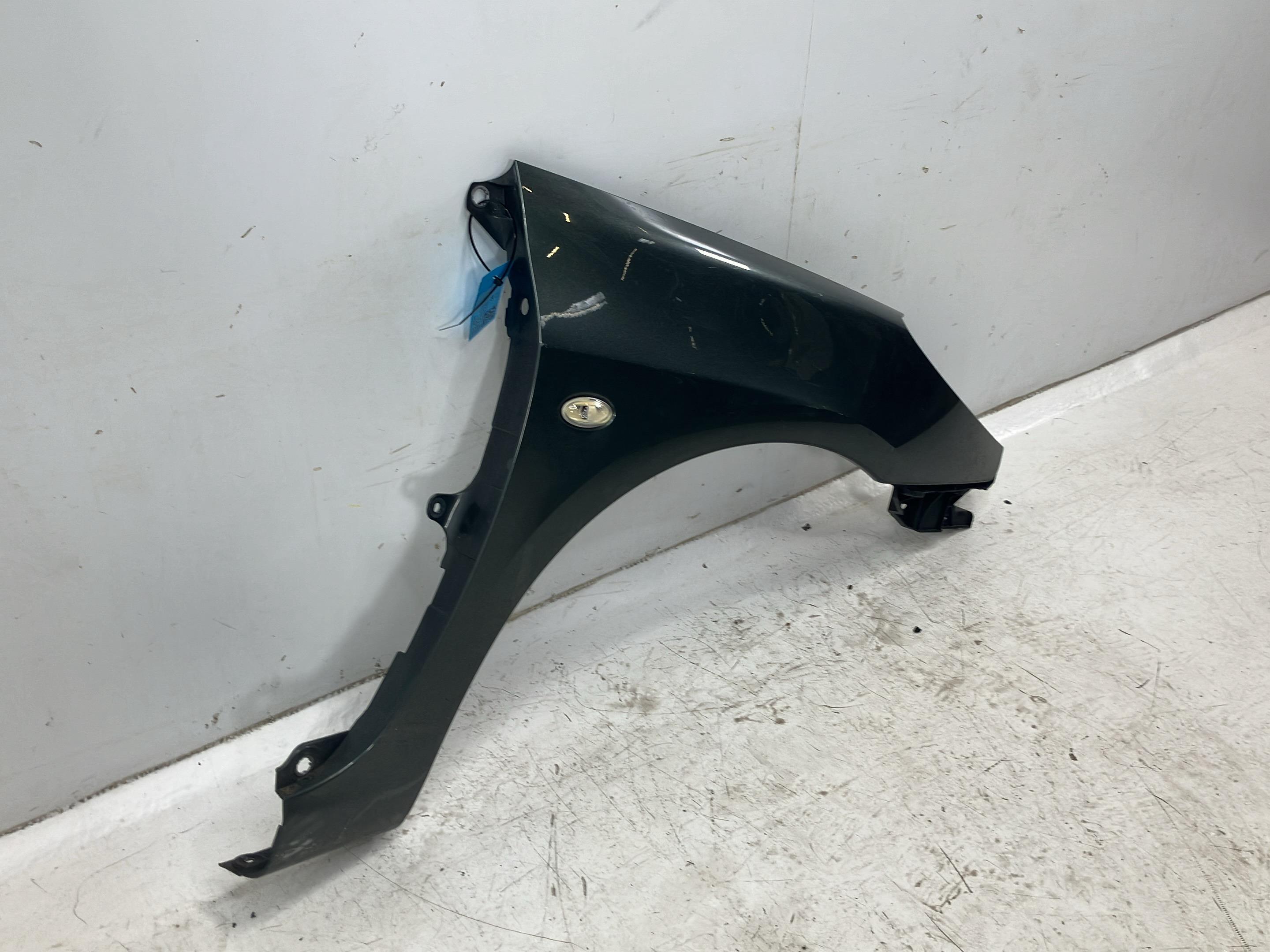 Aile avant droit PEUGEOT 307 CC 2.0 16V  103 kW  140 PS (12.2004-04.2009)