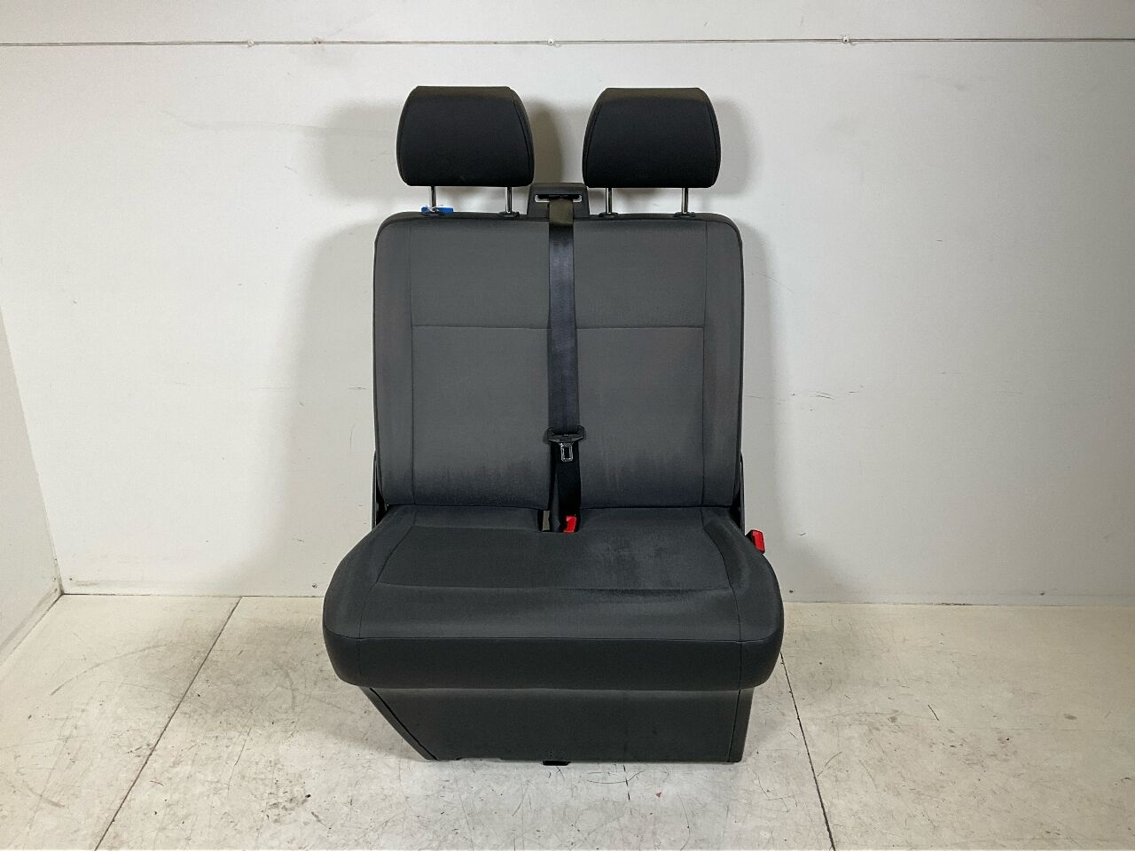 Seat right front VW Transporter T6 Kasten 2.0 TDI  81 kW  110 PS (07.2019-> )