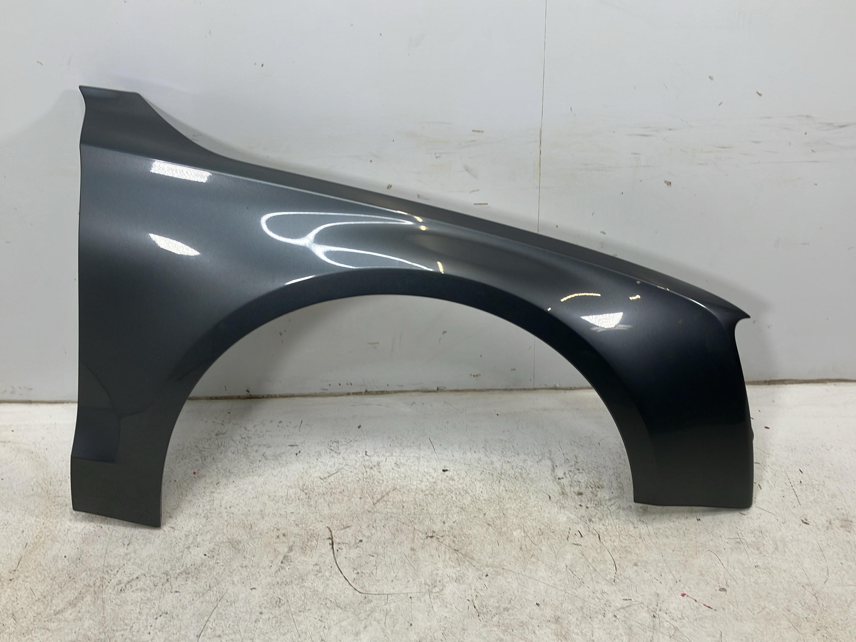 Apărătoare de noroi dreapta față AUDI A8 (4H) 3.0 TDI quattro  190 kW  258 PS (10.2013-01.2018)