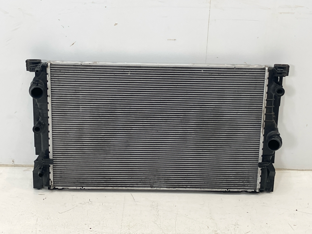 Refroidisseur BMW 5er (G30, F90) 530d  195 kW  265 PS (09.2016-> ) Refroidisseur BMW 5er (G30, F90) 530d  195 kW  265 PS (09.2016-> )