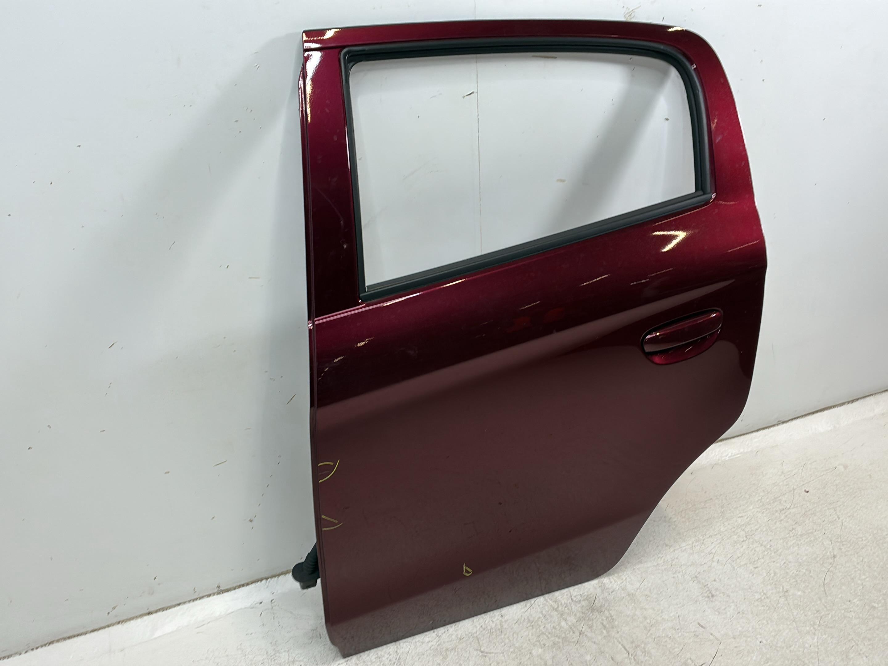 Tür links hinten MITSUBISHI Space Star VI Schrägheck (A0) 1.2  52 kW  71 PS (08.2020-> )