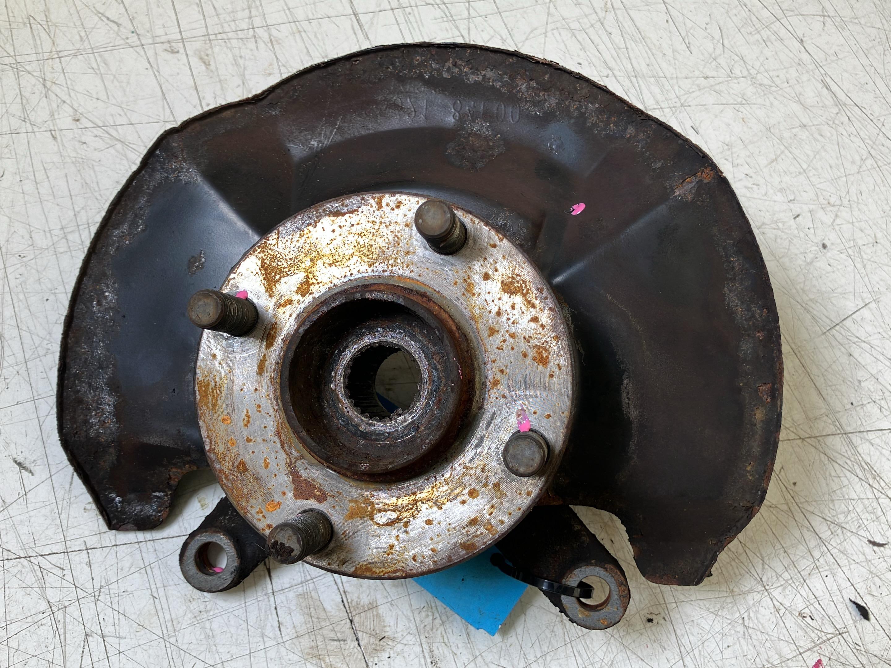 Fusee rechtsvoor OPEL Agila (H00) 1.2  55 kW  75 PS (09.2000-12.2007)