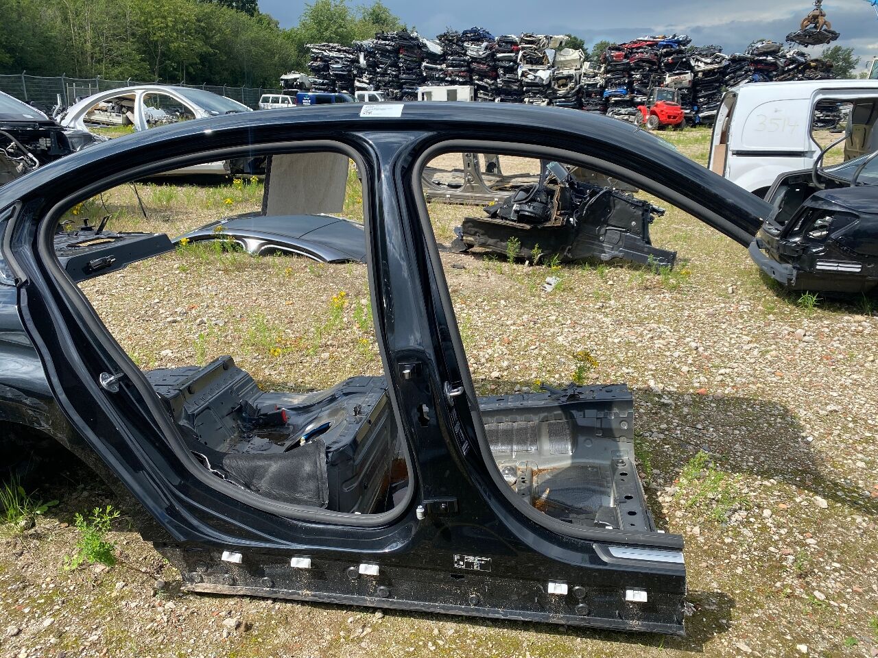 Side panel right BMW 3er (G20) 320i  135 kW  184 PS (03.2019-> )
