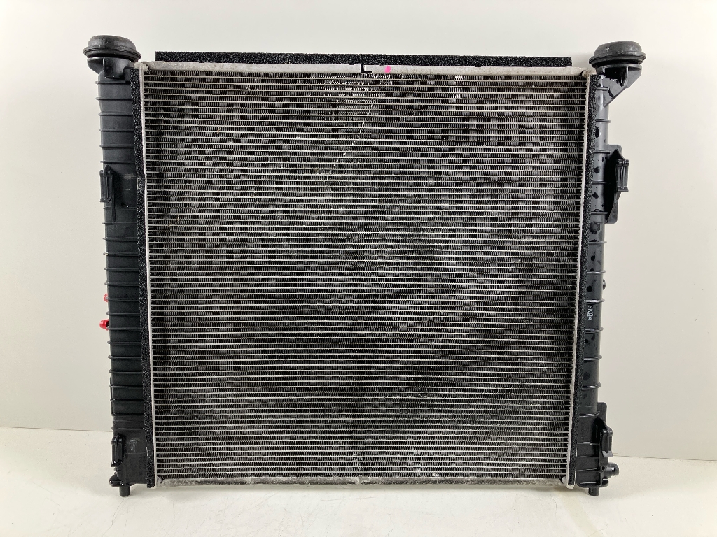 Refroidisseur HYUNDAI Staria Bus (US4) 2.2 CRDi  130 kW  177 PS (01.2021-> ) Refroidisseur HYUNDAI Staria Bus (US4) 2.2 CRDi  130 kW  177 PS (01.2021-> )