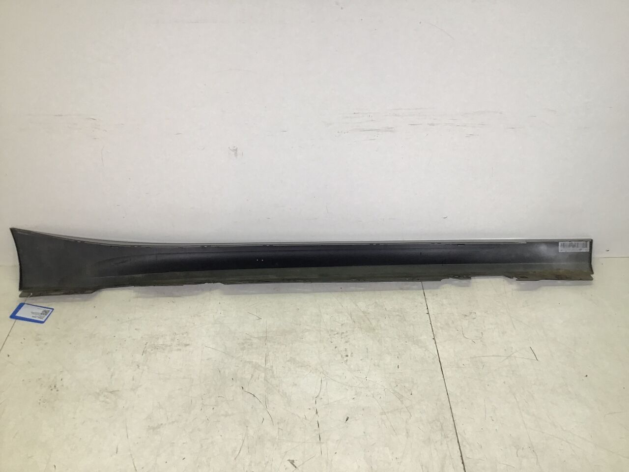Panelling sill board left BMW 1er (F20) M140i xDrive  250 kW  340 PS (09.2015-> )