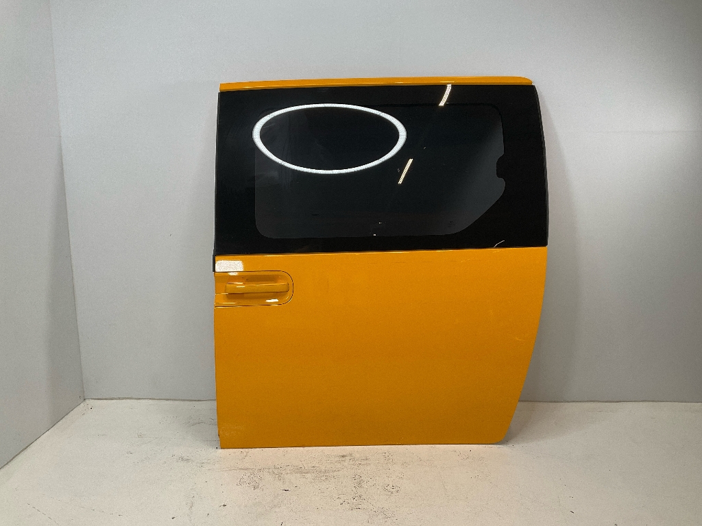 Schiebetür links HYUNDAI Staria Bus (US4) 2.2 CRDi  130 kW  177 PS (01.2021-> ) Schiebetür links HYUNDAI Staria Bus (US4) 2.2 CRDi  130 kW  177 PS (01.2021-> )