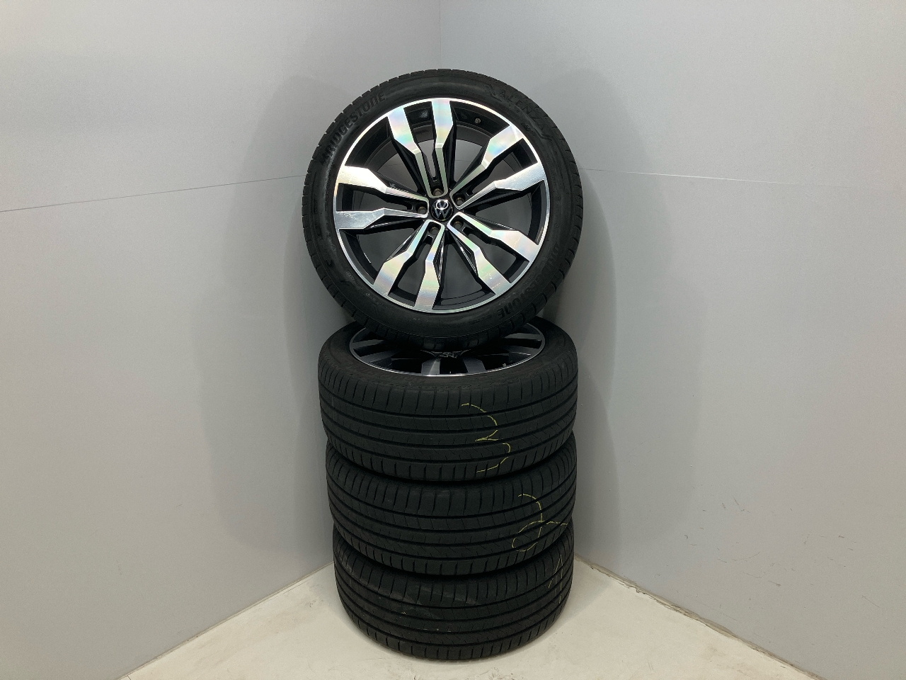Wielen set VW Touareg III (CR7) 3.0 TDI  210 kW  286 PS (11.2017-> )