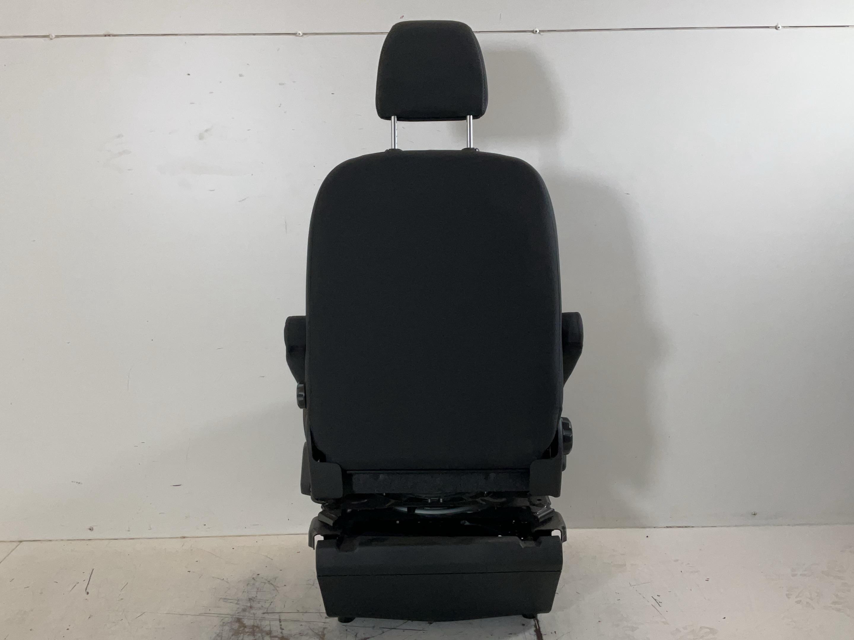 Seat right front FORD Transit V363 Pritsche/Fahrgestell (FED, FFD) 2.0 EcoBlue  121 kW  165 PS (07.2023-> )