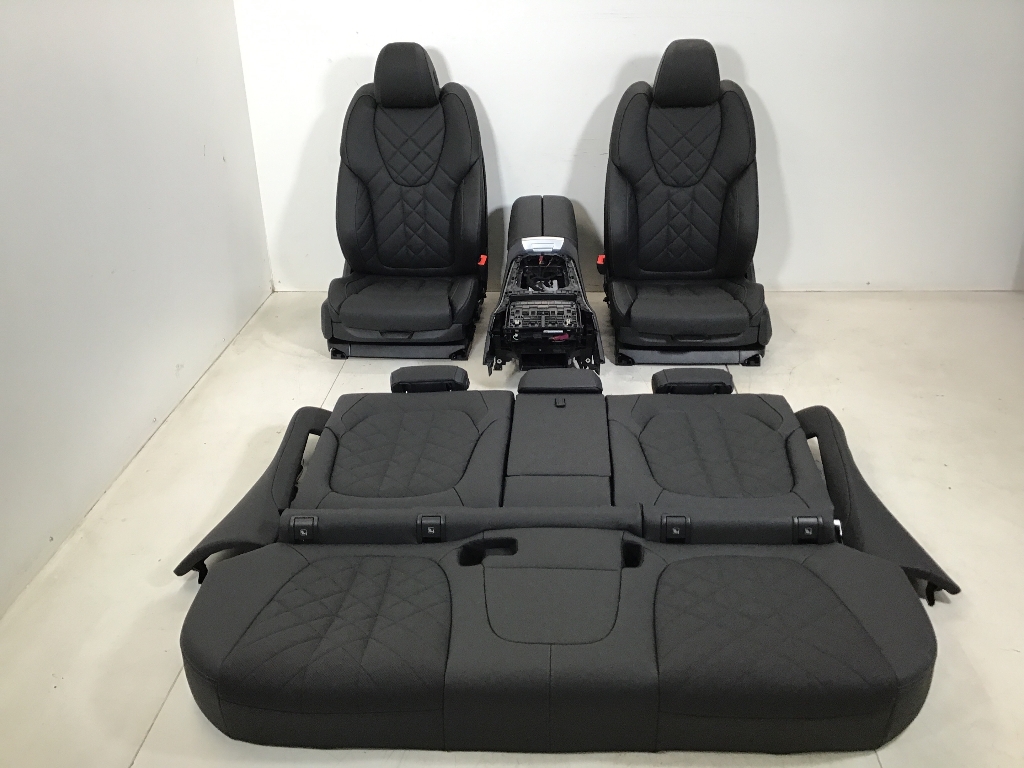 Innenausstattung BMW X5 (G05, F95) xDrive40d Mild-Hybrid  259 kW  352 PS (06.2023-> )