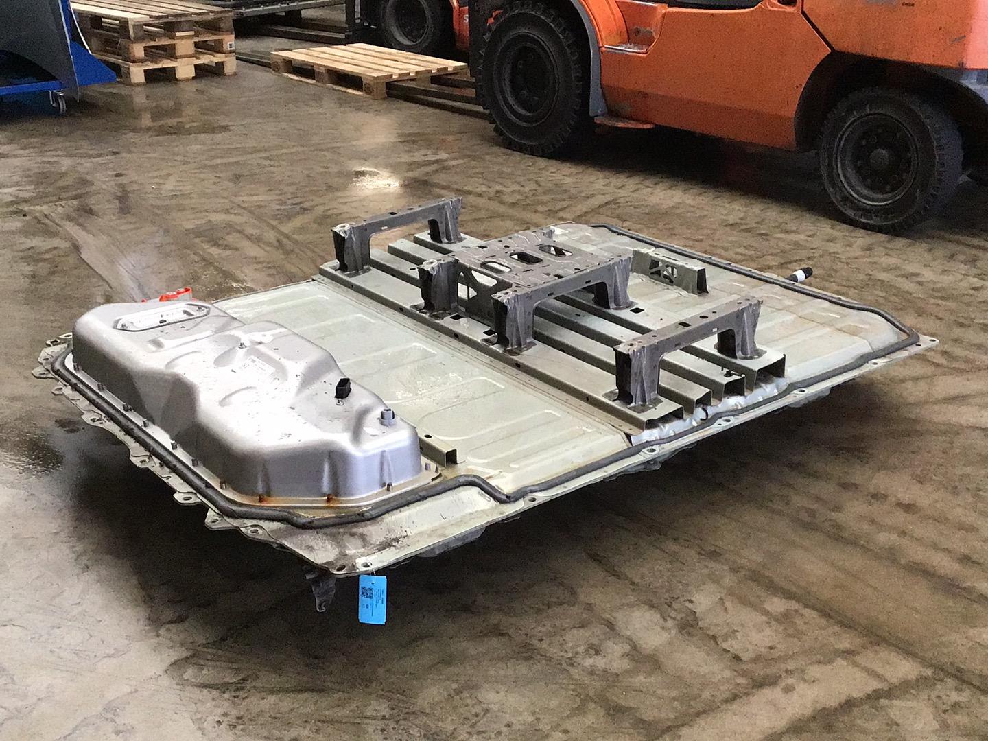 Baterie de înaltă tensiune TESLA Model Y (5YJY) EV  255 kW  347 PS (09.2021-> )