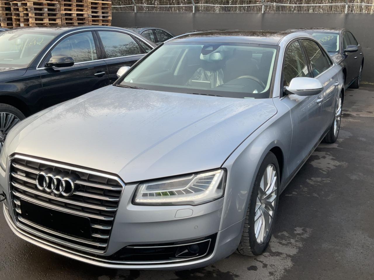 A8 (4H) 4.0 TFSI quattro