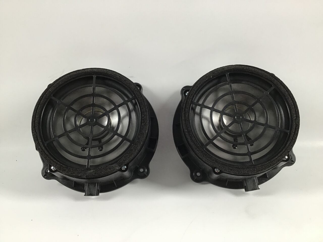 Loudspeaker system AUDI Q7 (4L) 3.0 TFSI  245 kW  333 PS (05.2010-08.2015)