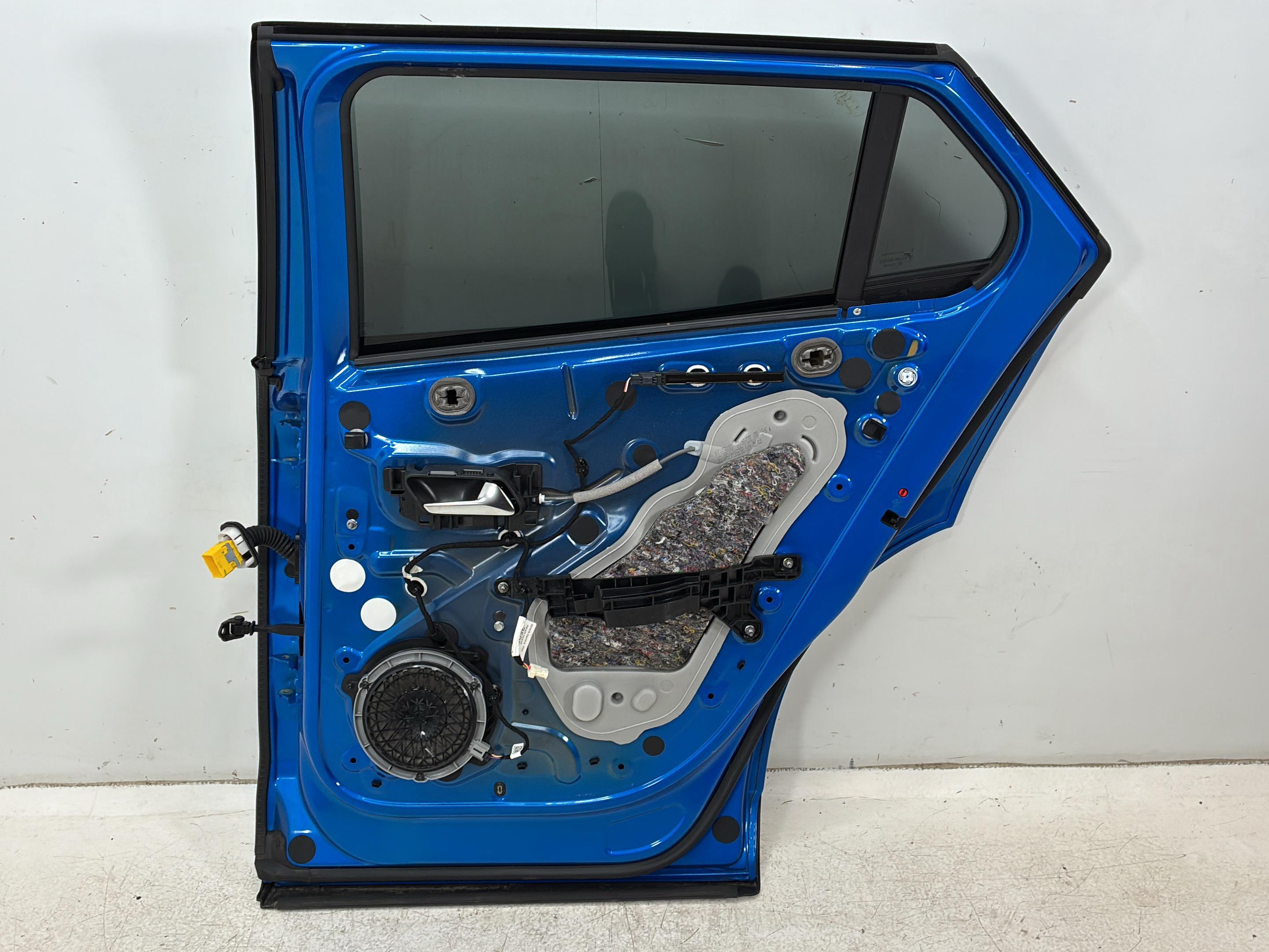 Portier rechtsachter PEUGEOT 2008 II (UD, US, UY, UK) e-2008  100 kW  136 PS (09.2019-> )