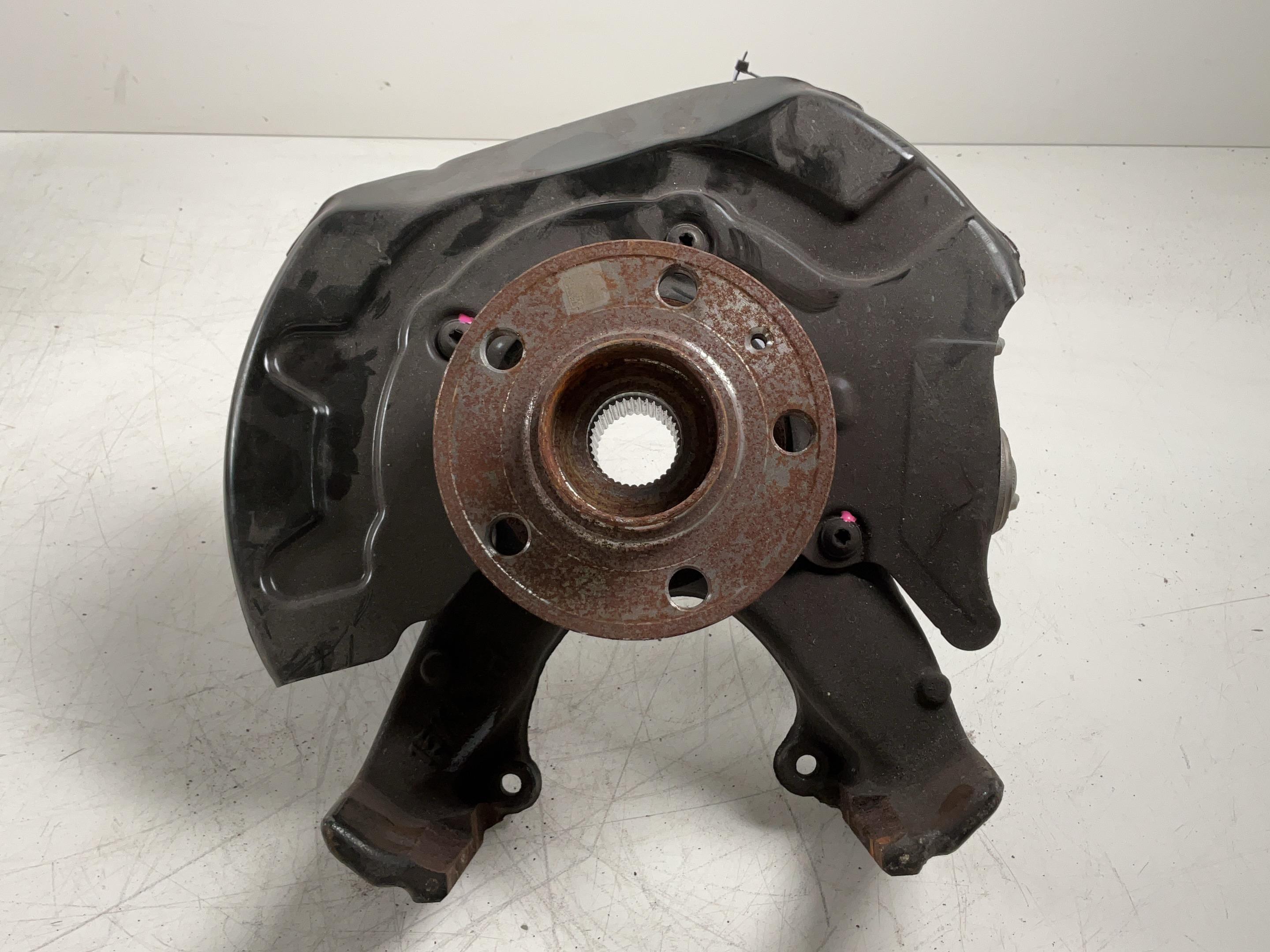 Fusee VW A1 City Carver (GBH) 30 TFSI  81 kW  110 PS (09.2020-> )
