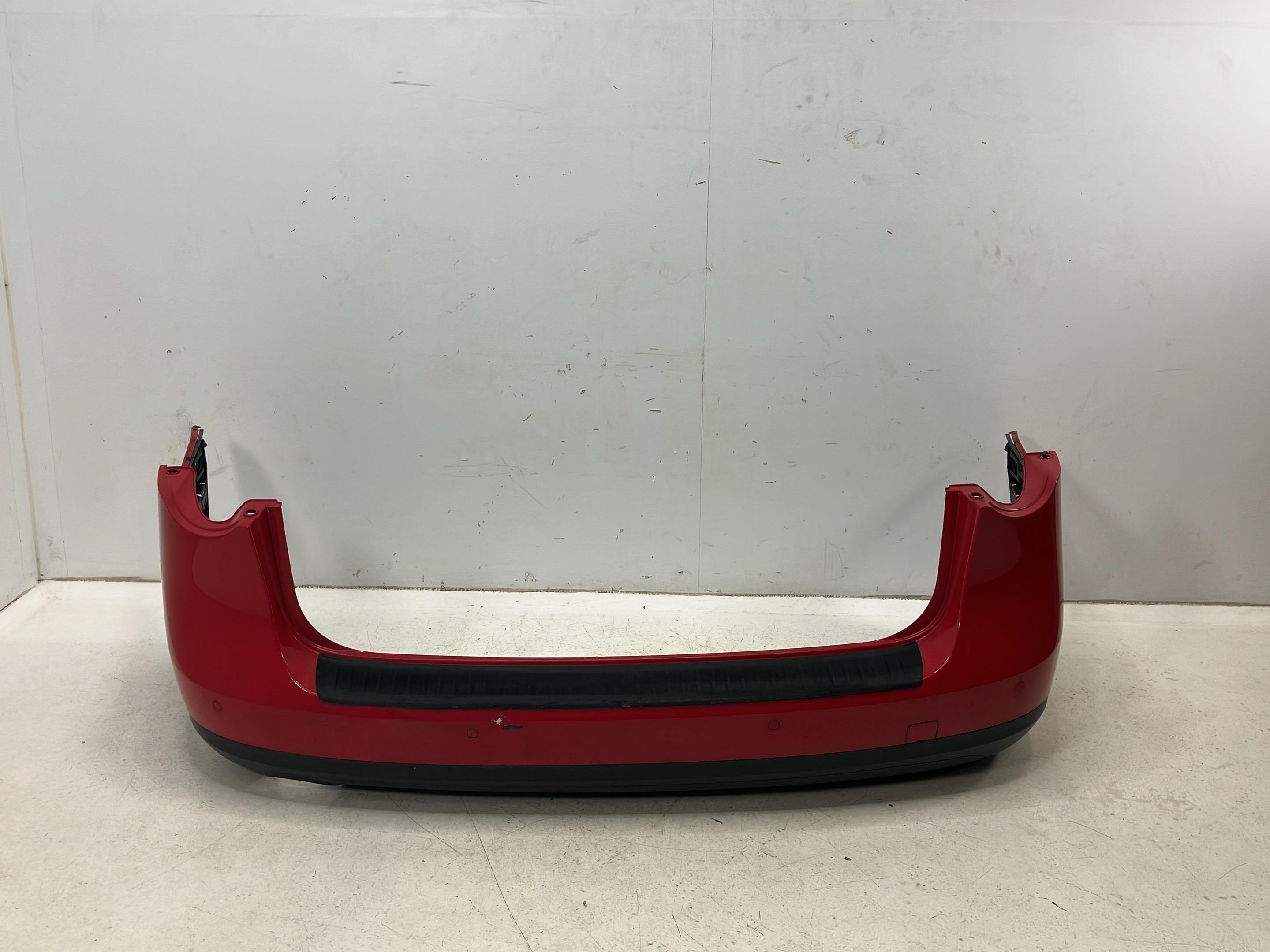 Stoßstange hinten VW Passat B6 Variant (3C5) 1.6 TDI  77 kW  105 PS (08.2009-11.2010)