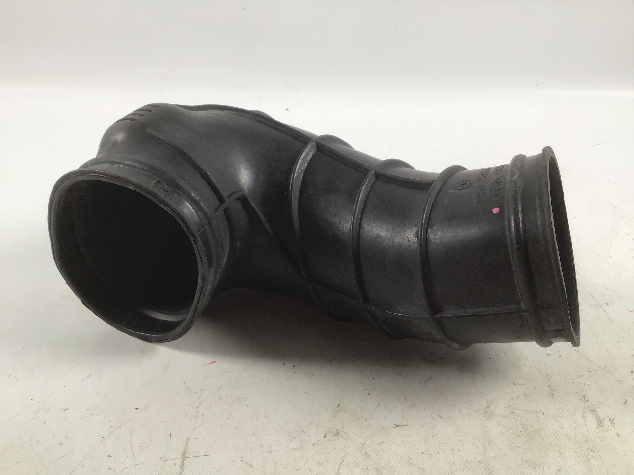 Tube d'aspiration pour alimentation en air FERRARI 458 4.5  416 kW  566 PS (12.2009-> ) Tube d'aspiration pour alimentation en air FERRARI 458 4.5  416 kW  566 PS (12.2009-> )