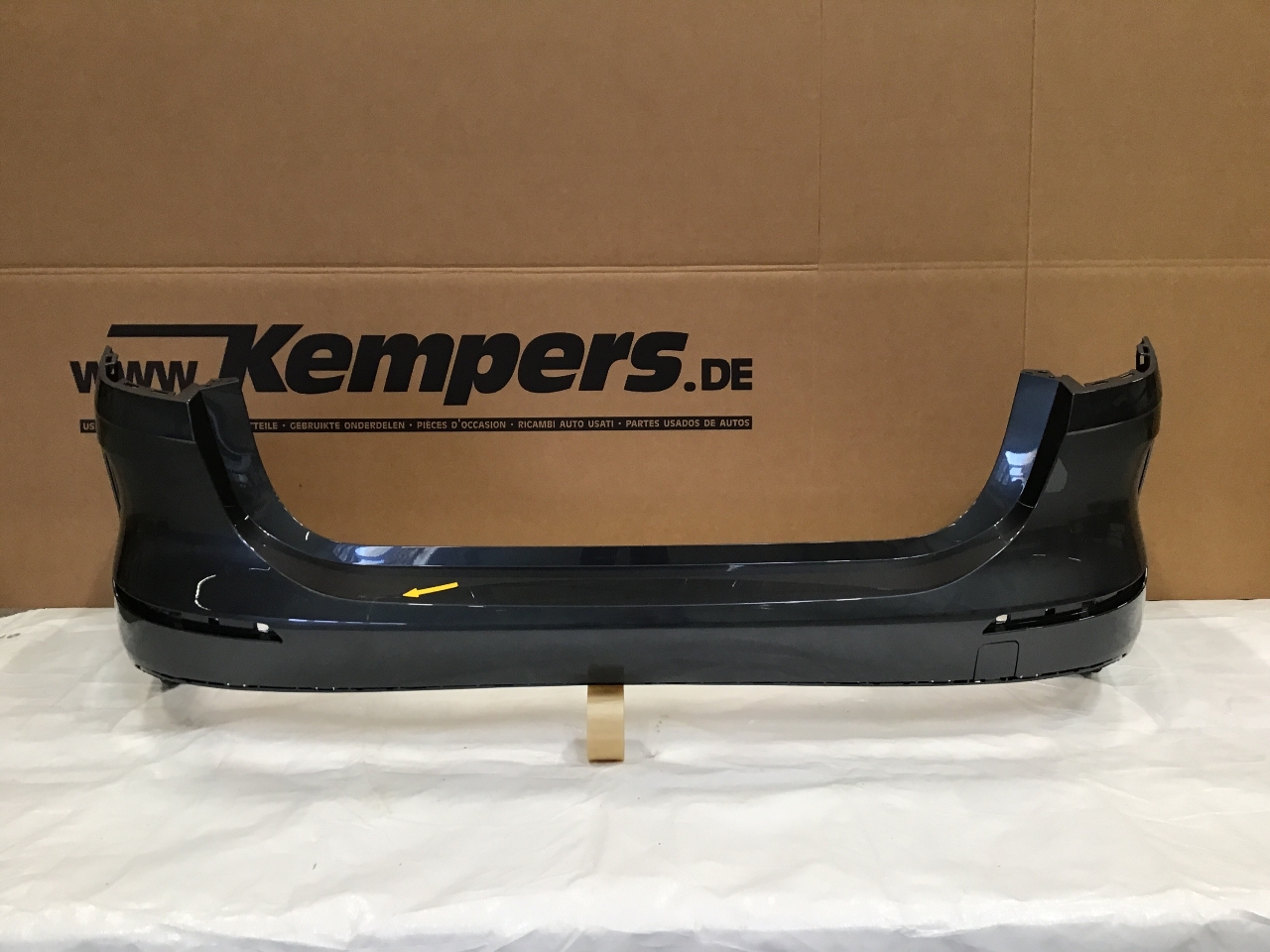 Stoßstange hinten BMW 2er Gran Coupe (F44) 220d xDrive  140 kW  190 PS (07.2020-> ) Stoßstange hinten BMW 2er Gran Coupe (F44) 220d xDrive  140 kW  190 PS (07.2020-> )