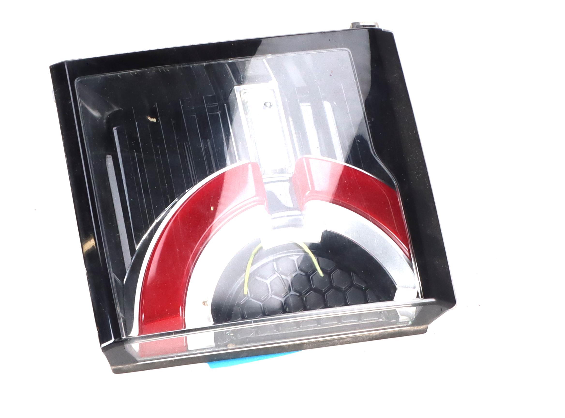 Tail-lamp inside right LAND ROVER Discovery Sport (L550) 2.2 D 4WD  140 kW  190 PS (09.2014-> )