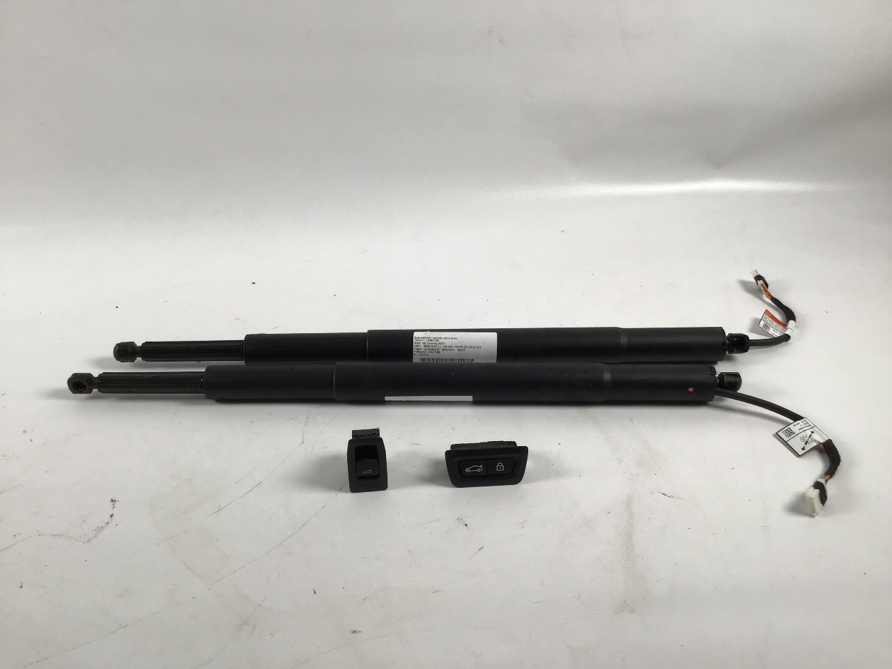 Electric trunk set BMW 3er Touring (G21, G81) 330d xDrive  195 kW  265 PS (07.2019-> ) Electric trunk set BMW 3er Touring (G21, G81) 330d xDrive  195 kW  265 PS (07.2019-> )