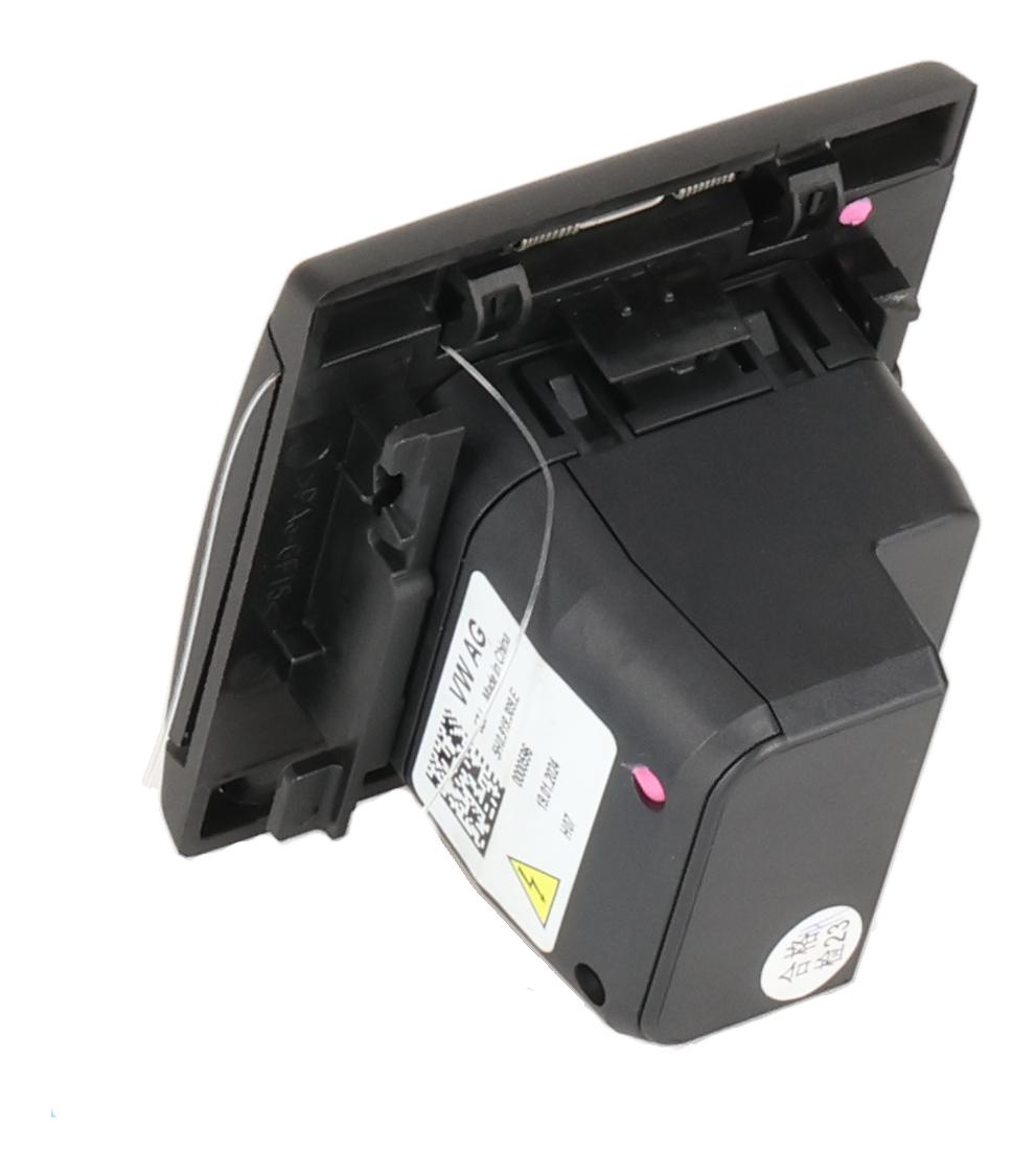 230V-Anschluss VW Passat B9 Variant (CJ5) 1.5 eTSI  110 kW  150 PS (10.2023-> )