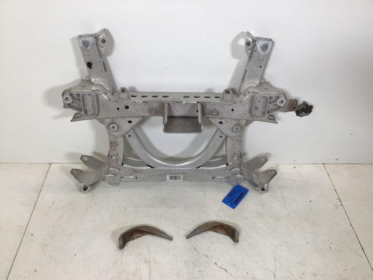 Front axle carrier BMW i3 (I01) hybrid  125 kW  170 PS (08.2013-> )