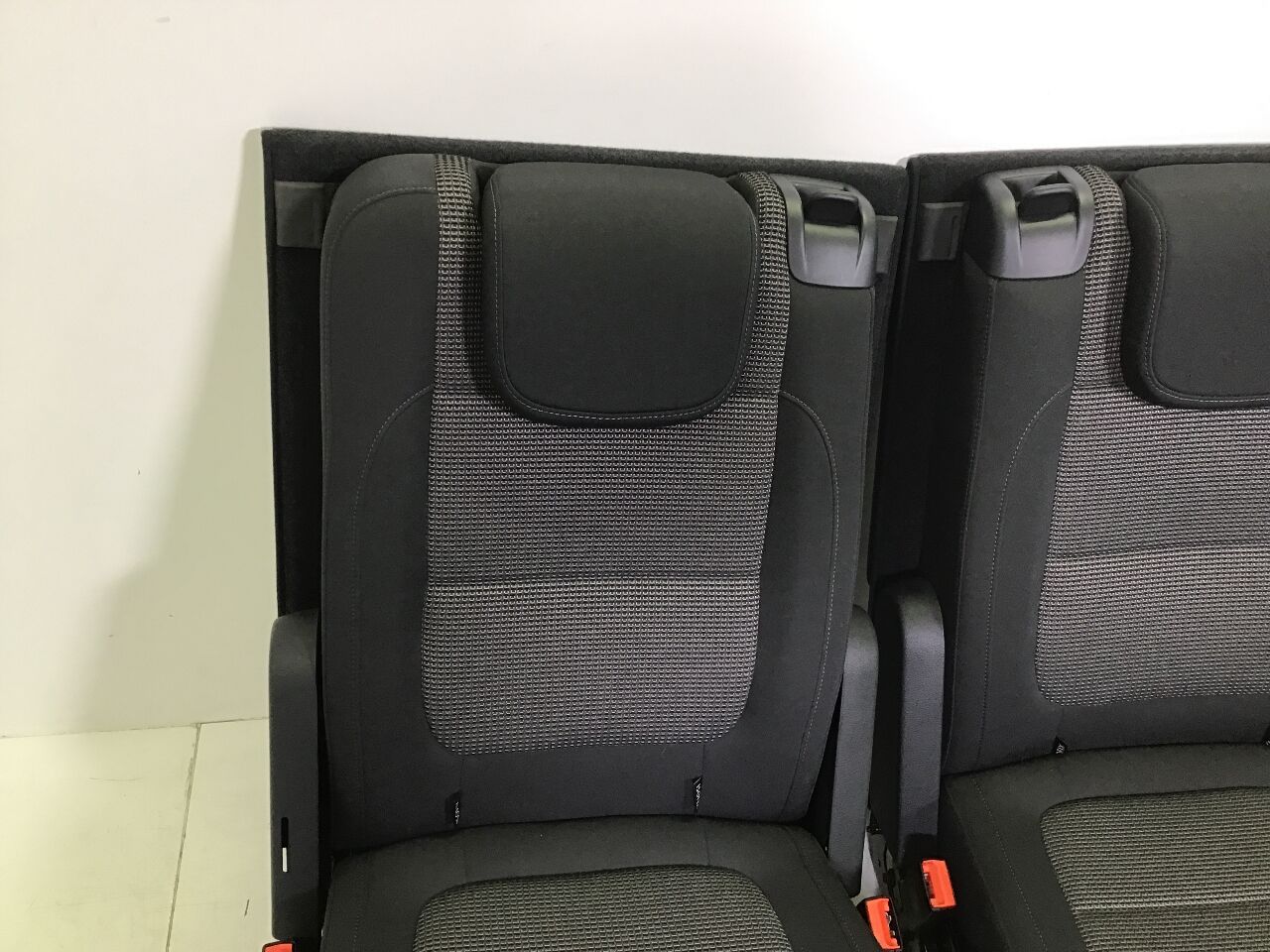 Rear seat VW Sharan (7N) 2.0 TDI 125 kW 170 PS (08.2010-> )