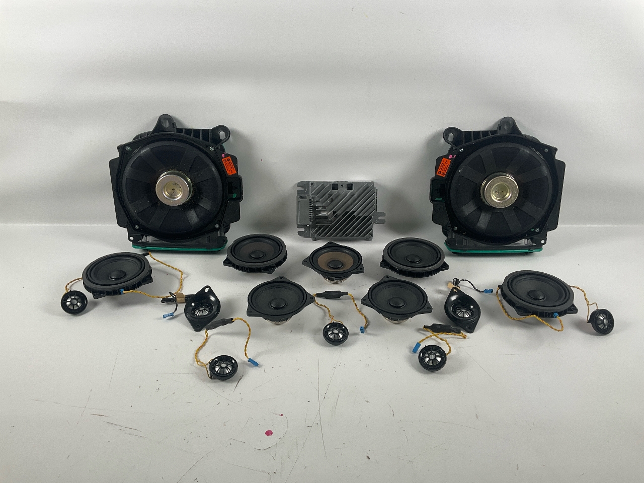 Luidsprekersysteem BMW 3er (G20, G28, G80) 320d  140 kW  190 PS (11.2018-> )