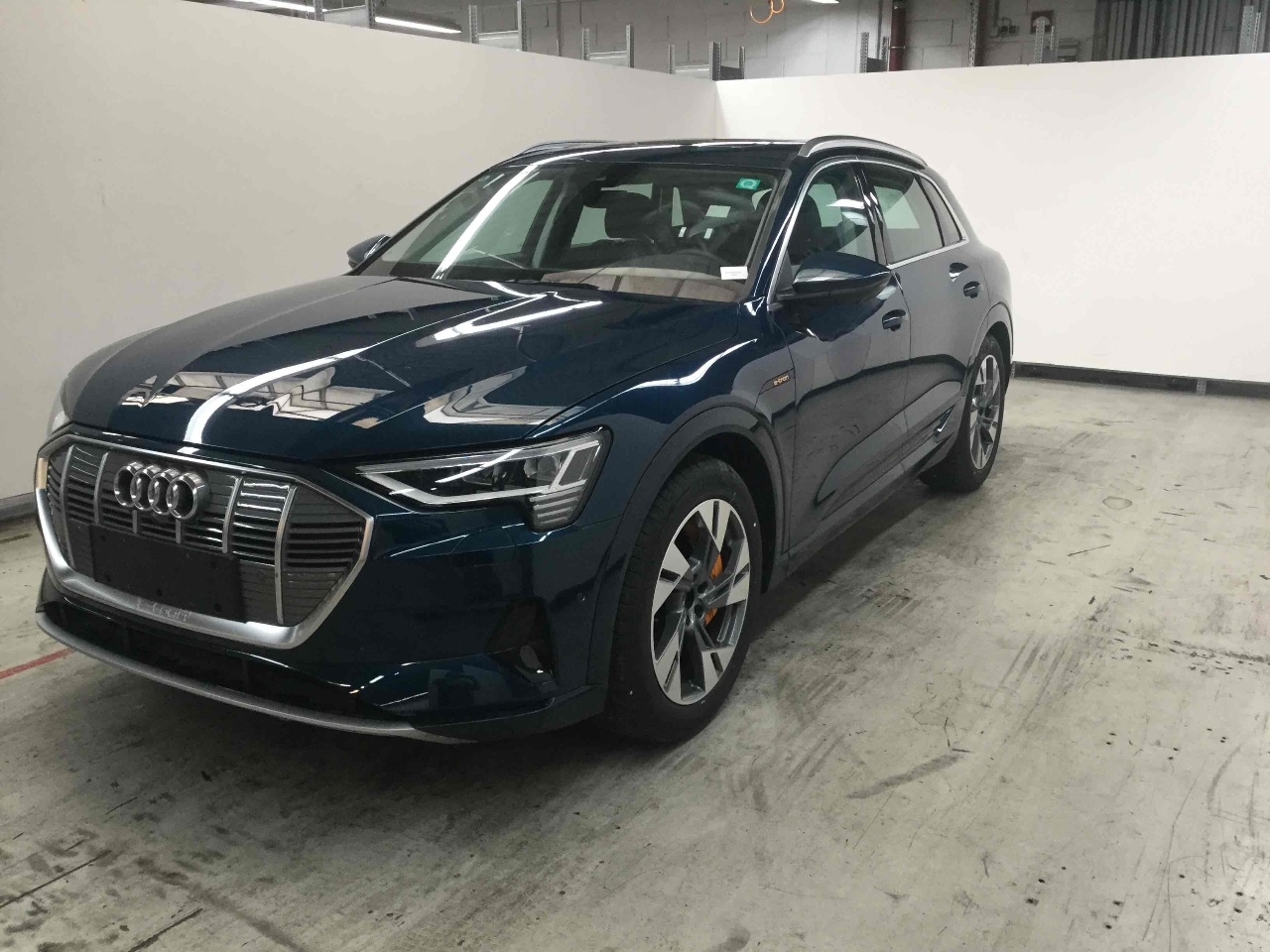 AUDI