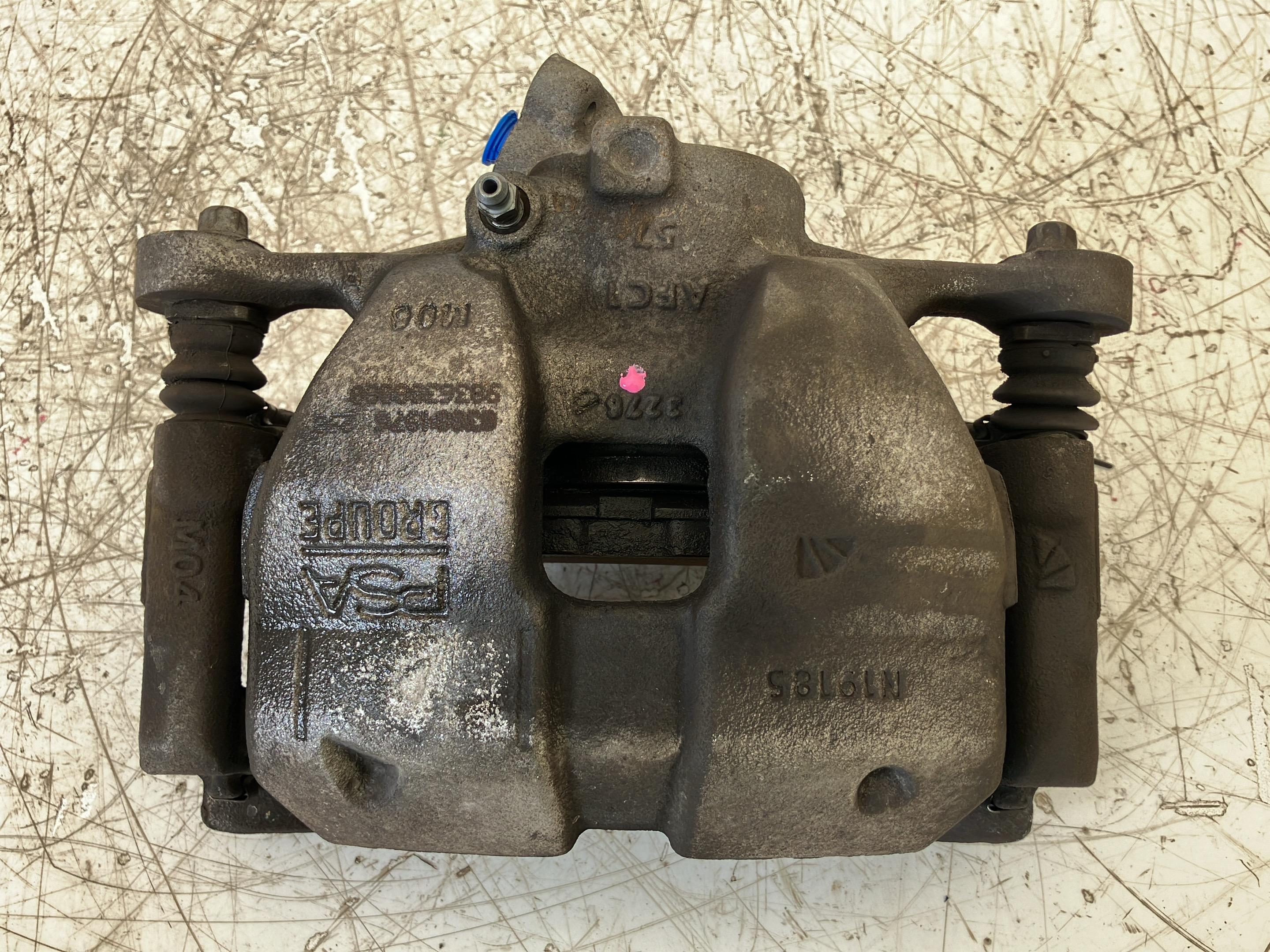 Brake caliper right front CITROEN C4 III (BA, BB, BC) 1.2 PureTech 130  96 kW  130 PS (10.2020-> )