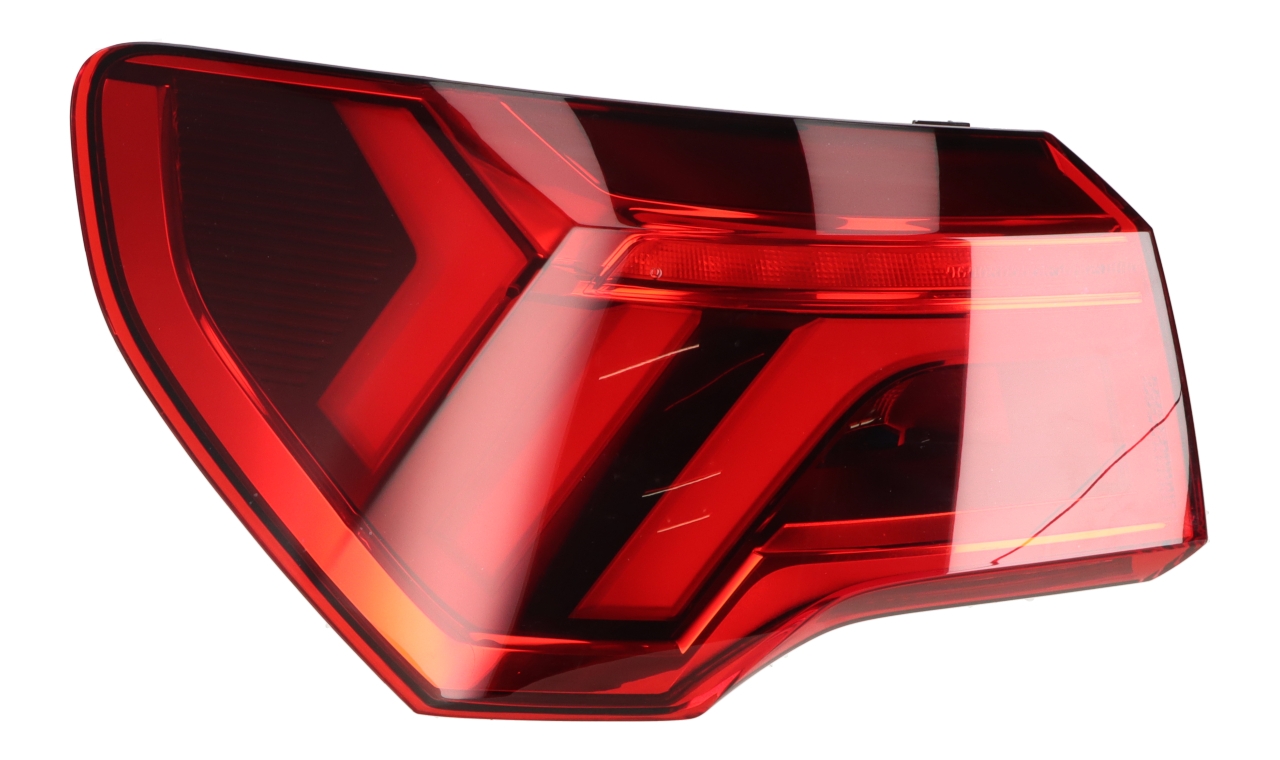 Feu arrière extérieur gauche AUDI Q3 (F3B) 35 TFSI  110 kW  150 PS (08.2018-> ) Feu arrière extérieur gauche AUDI Q3 (F3B) 35 TFSI  110 kW  150 PS (08.2018-> )