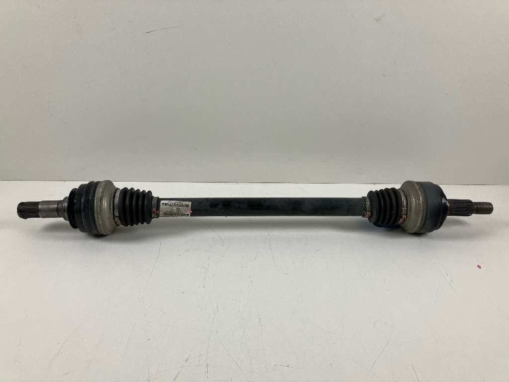 Drive shaft left rear VW Touareg II (7P) 3.0 TDI V6  176 kW  239 PS (01.2010-03.2018)