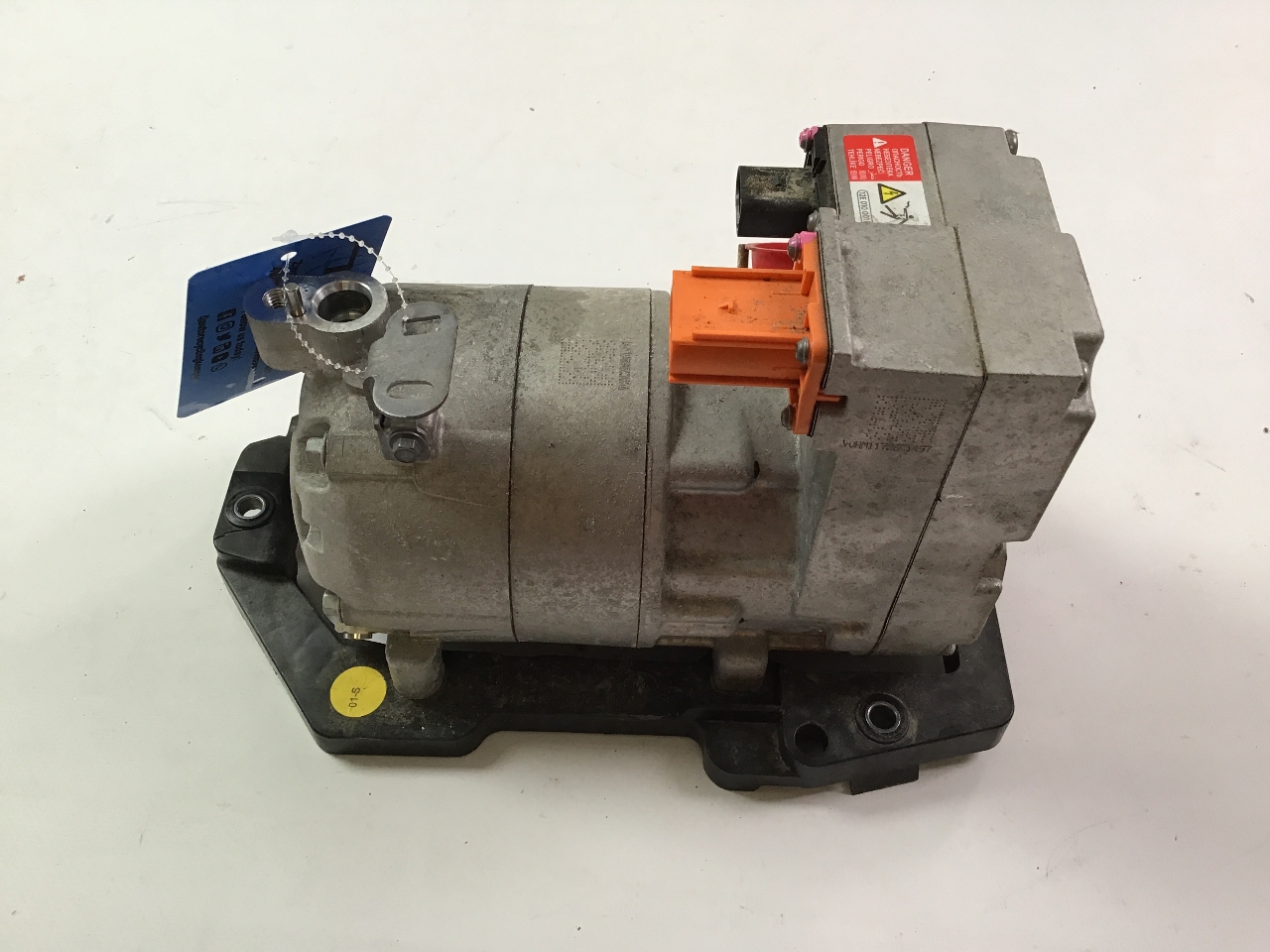 Air conditioning compressor VW ID.3 (E11, E12) Pure  110 kW  150 PS (03.2020-> )