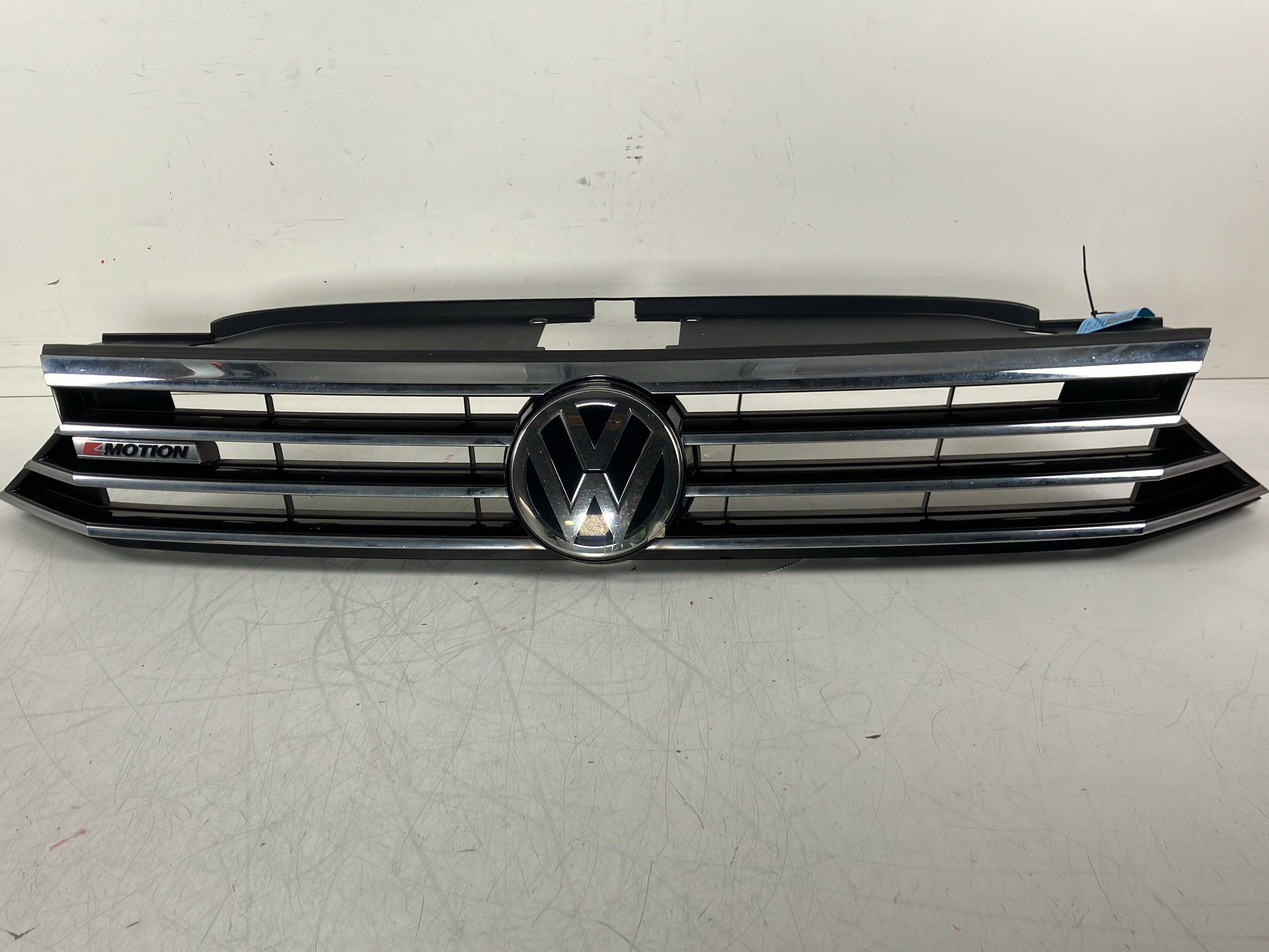 Kühlergrill VW Passat B8 Variant (3G) 2.0 TDI  140 kW  190 PS (11.2014-> )