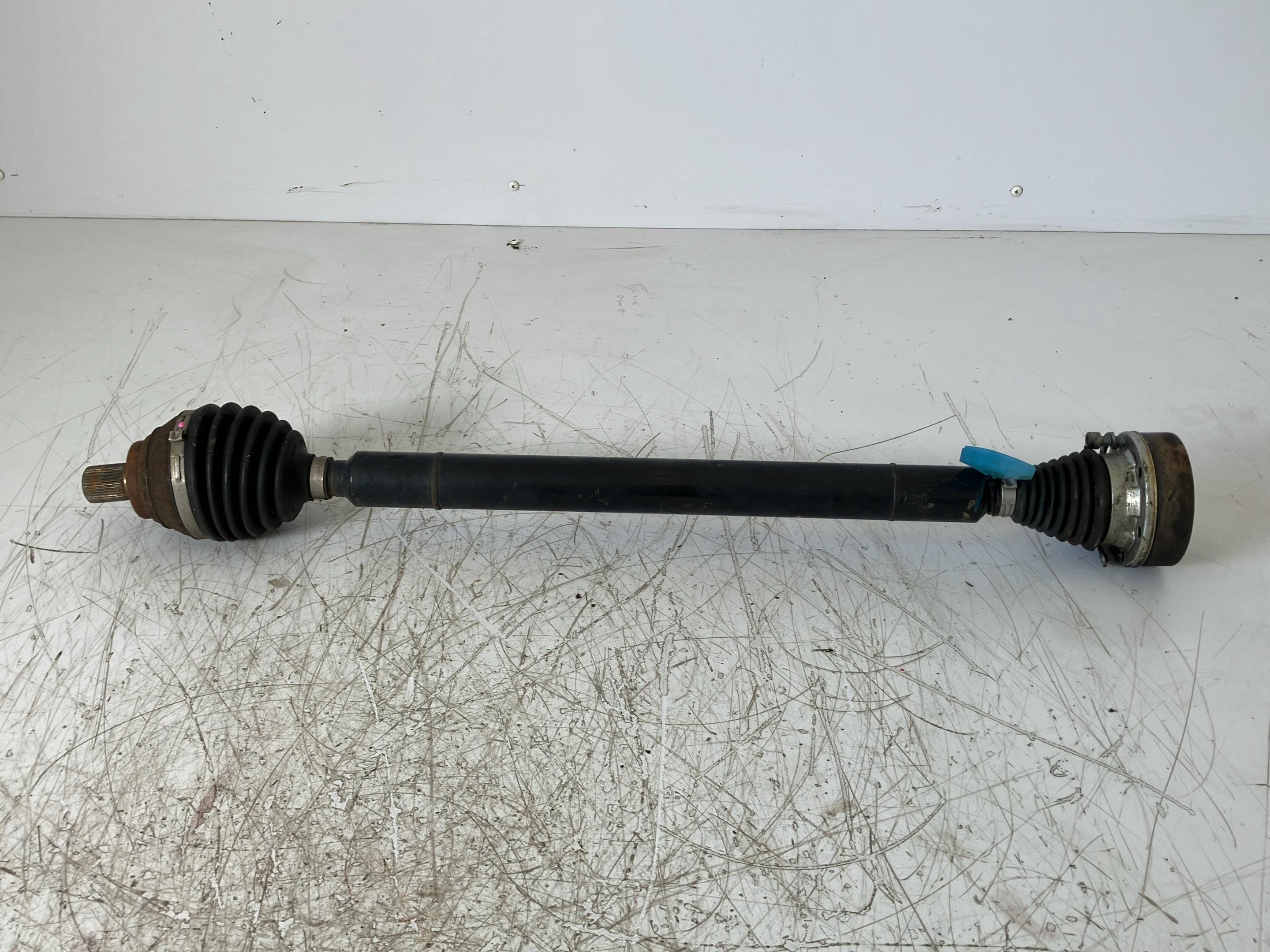 Arbre d'entraînement avant droit VW Golf VII Variant (BA, BV) 1.6 TDI  85 kW  115 PS (11.2016-> )