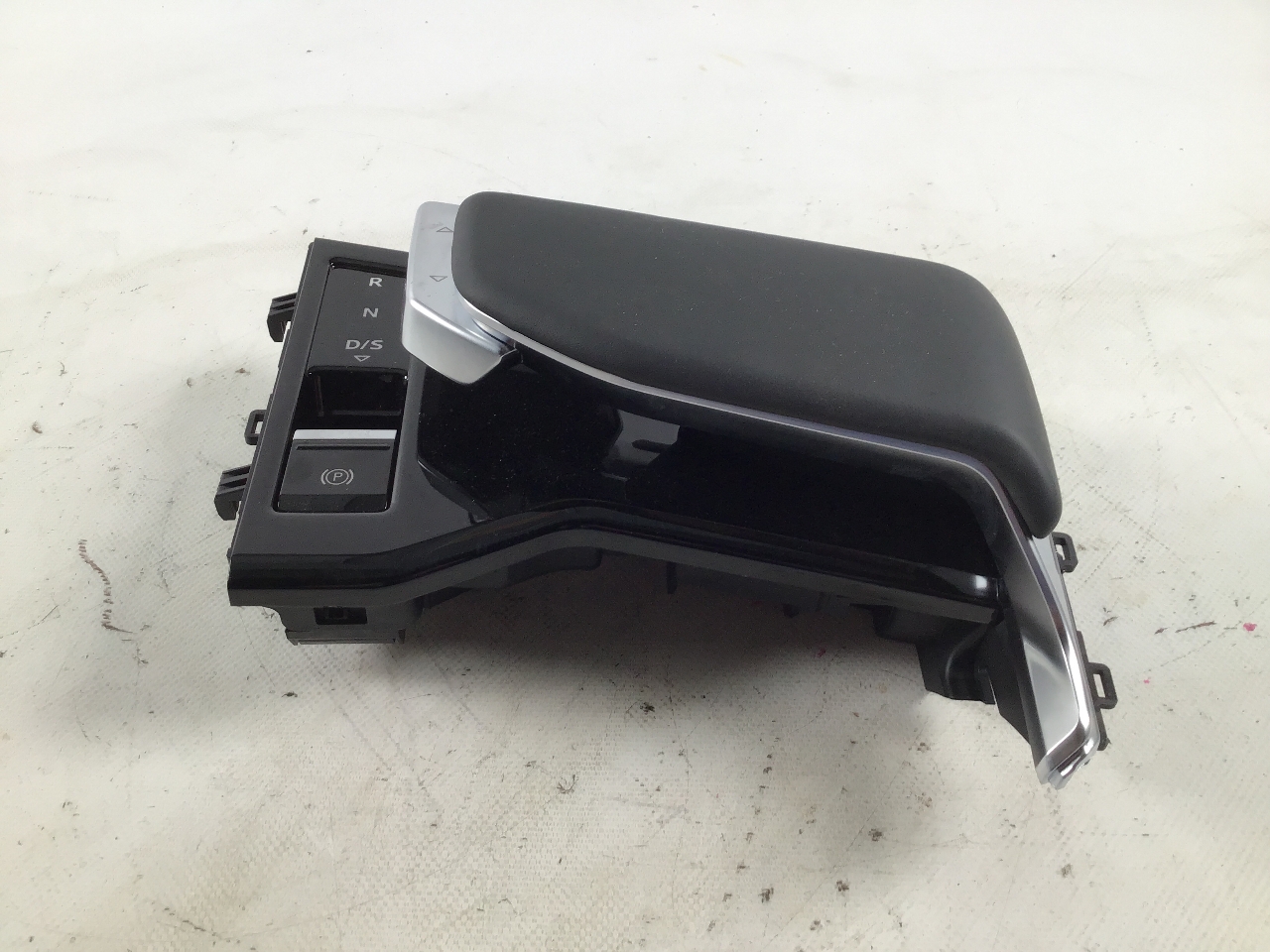 Levier de changement de vitesse AUDI e-tron (GEN) Electric quattro  300 kW  408 PS (09.2018-> ) Levier de changement de vitesse AUDI e-tron (GEN) Electric quattro  300 kW  408 PS (09.2018-> )