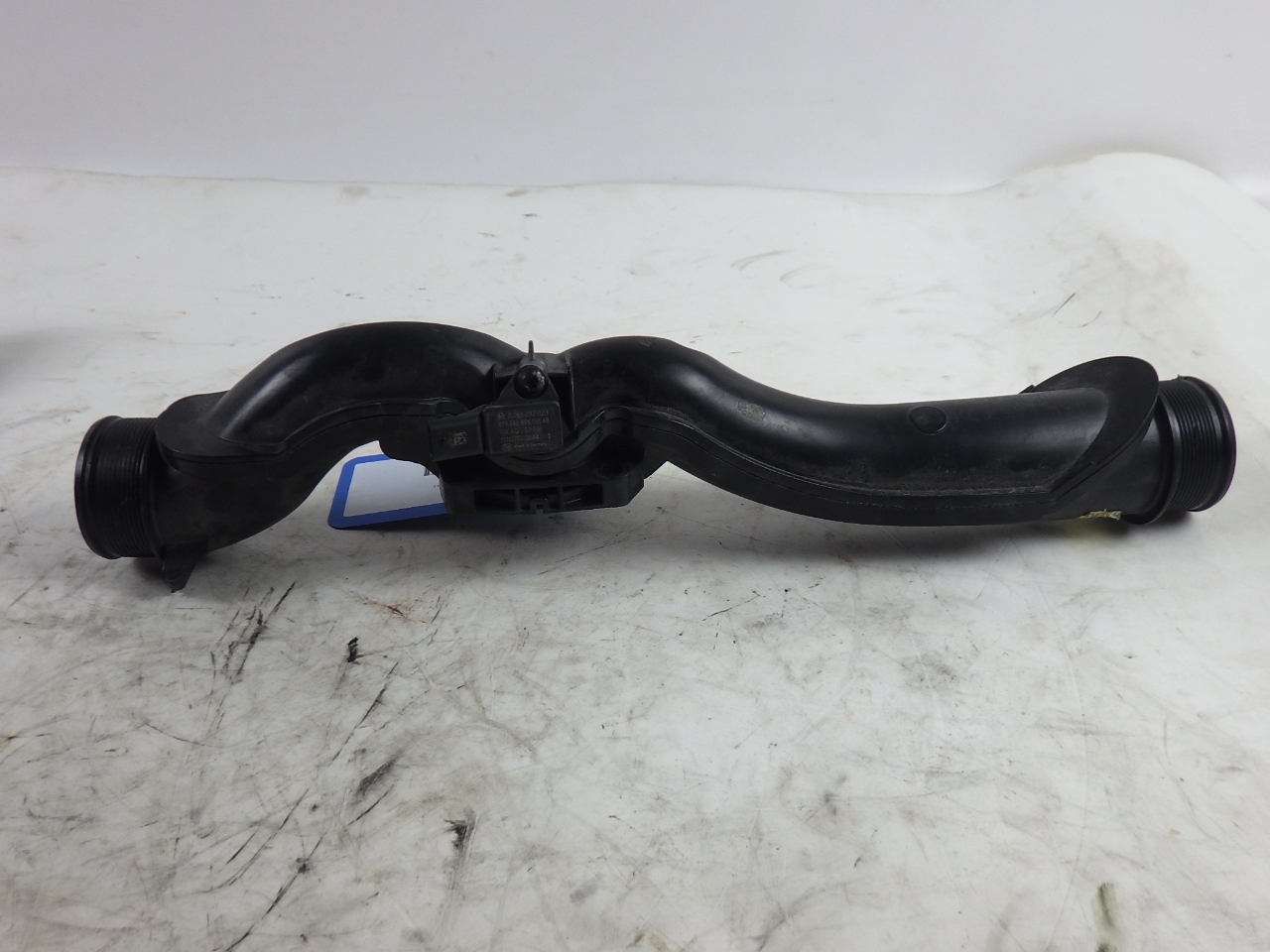 Conduite sous pression AUDI A8 (4N) 55 TFSI Mild Hybrid quattro  250 kW  340 PS (06.2017-> ) Conduite sous pression AUDI A8 (4N) 55 TFSI Mild Hybrid quattro  250 kW  340 PS (06.2017-> )