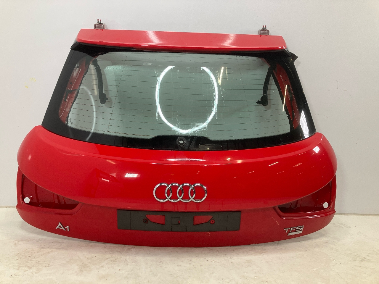 Hayon / couvercle de coffre AUDI A1 (8X) 1.0 TFSI  60 kW  82 PS (01.2016-10.2018)