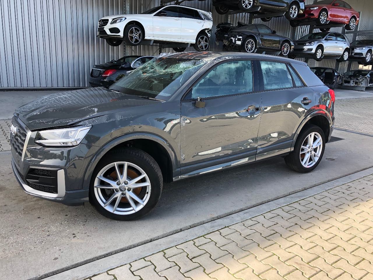 AUDI